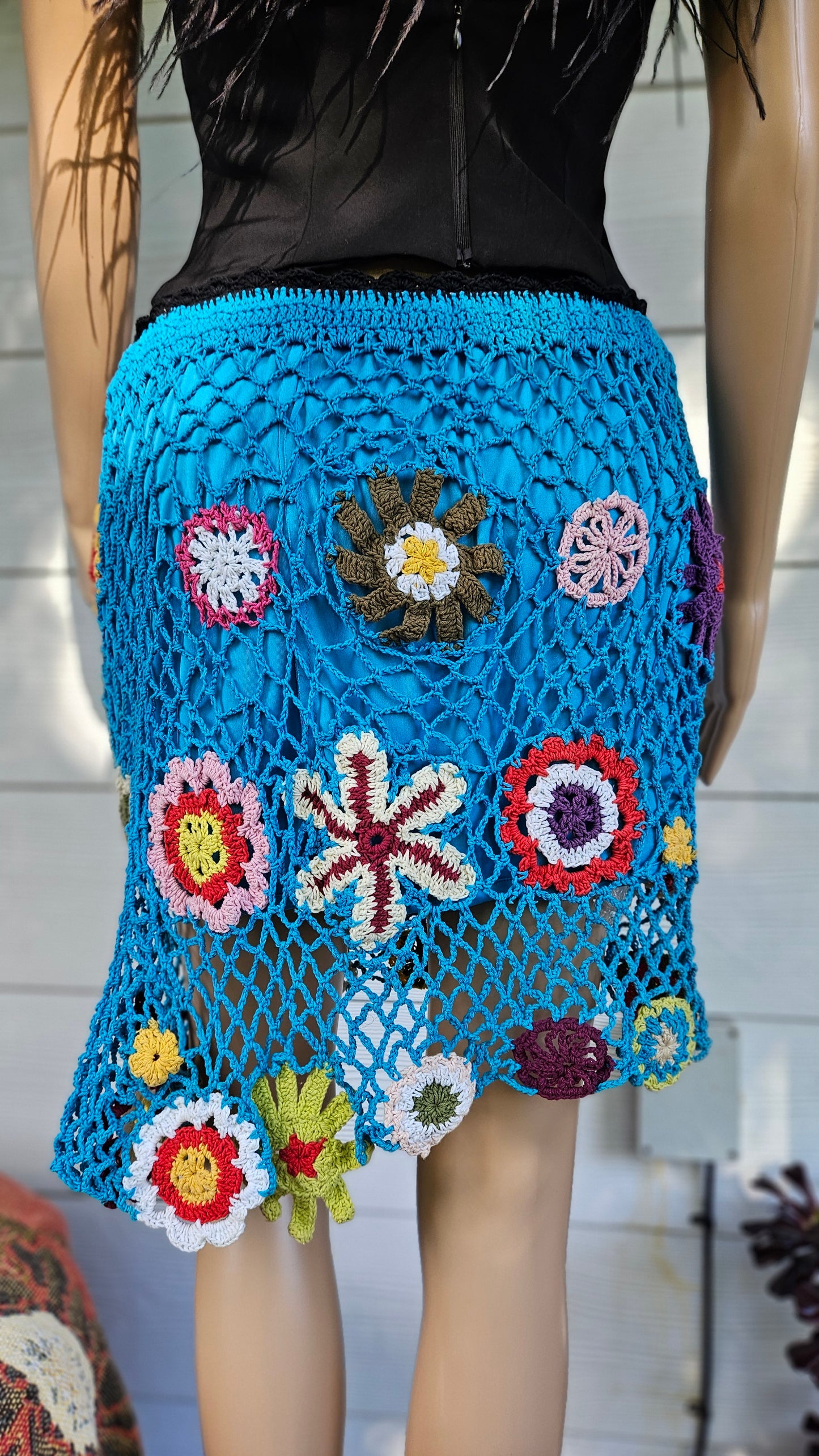 Lovely crochet Skirt - Preloved knit skirt