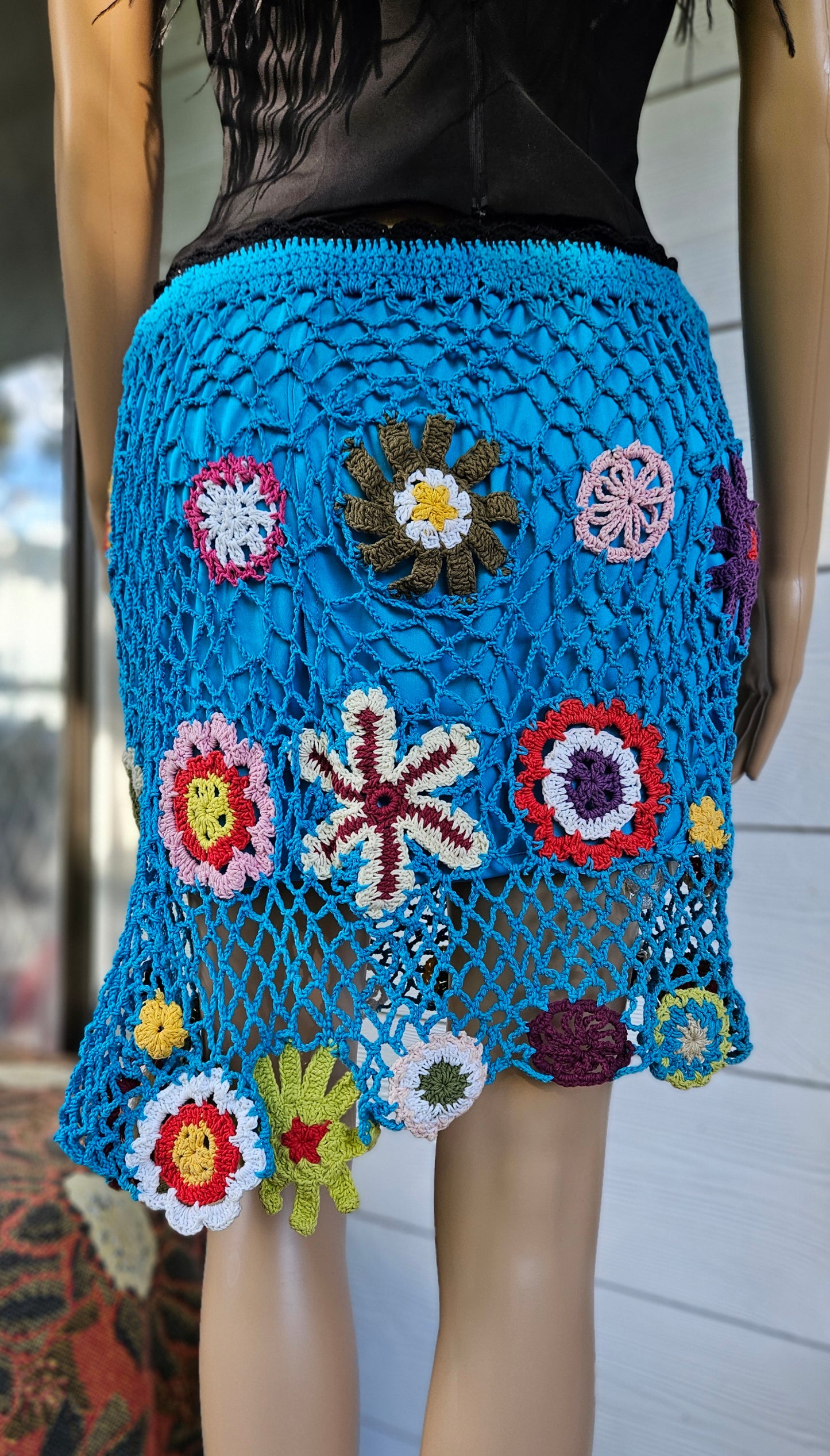 Lovely crochet Skirt - Preloved knit skirt