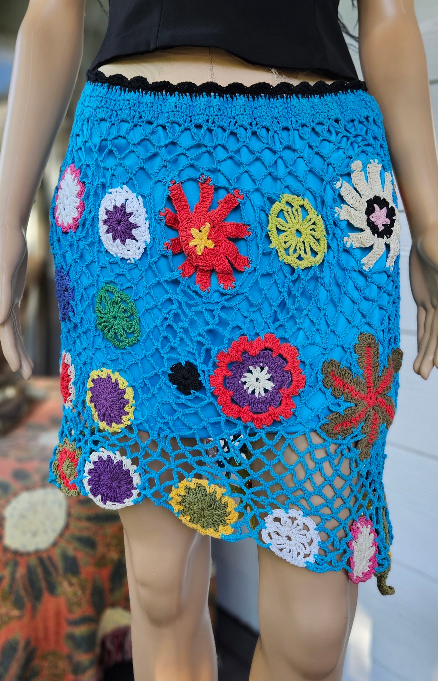 Lovely crochet Skirt - Preloved knit skirt