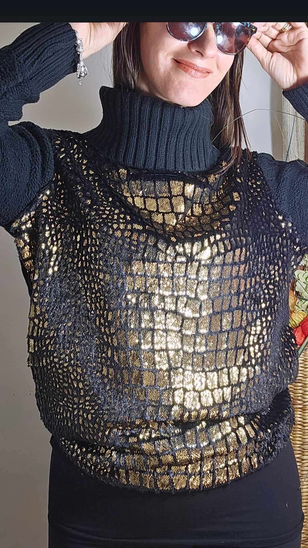 Adorable Black & Gold Soft Metallic turtle Sweater