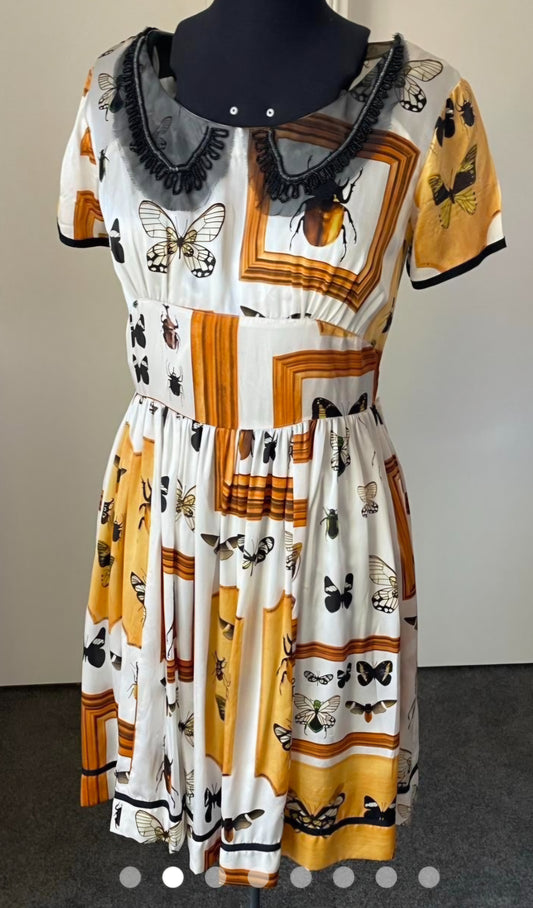 Beautiful Trelise cooper dress with butterfly pattern with a delicate black collar, size 10 for sale in Auckland in good preloved condition