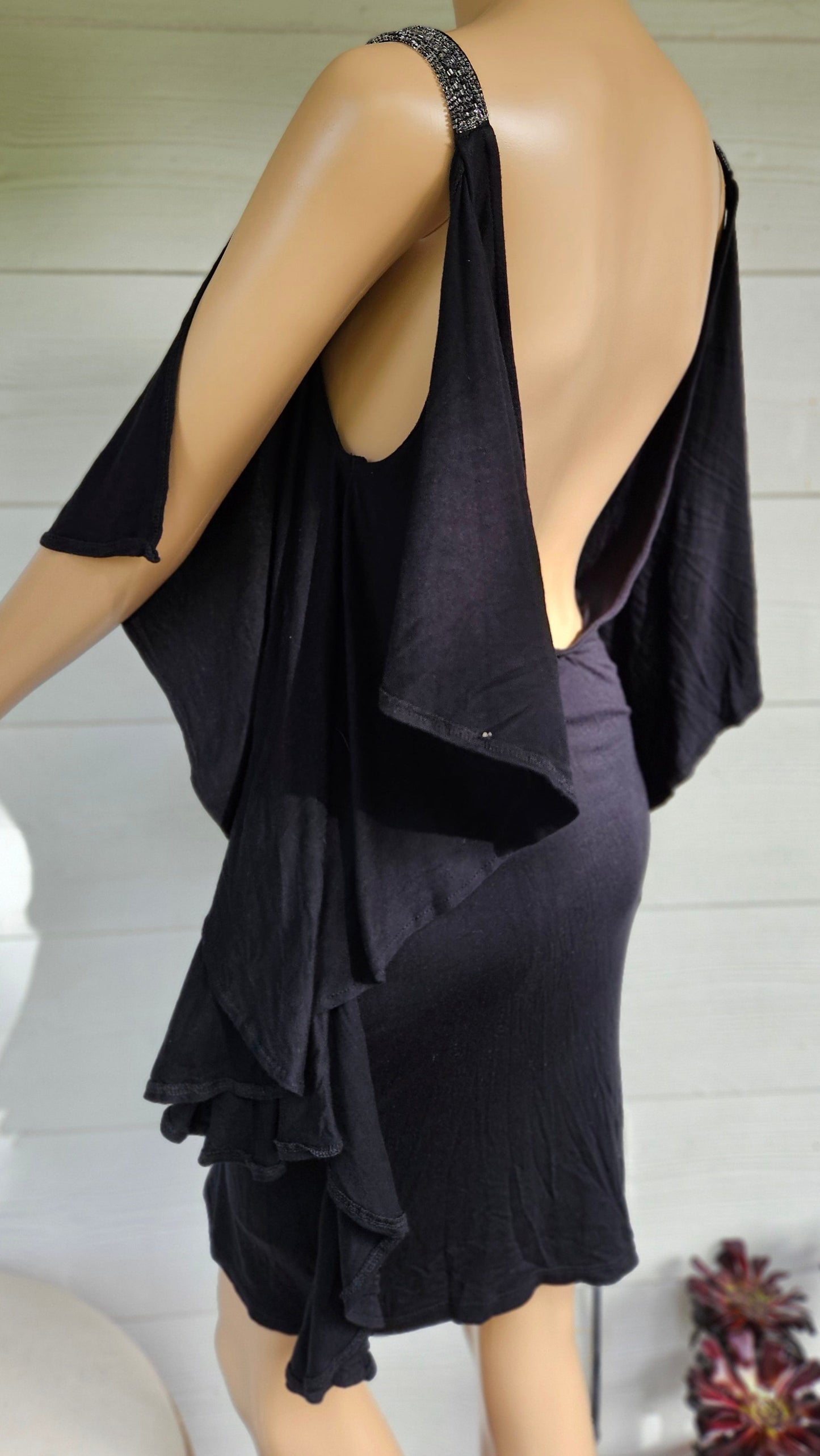 Women's Black Dress/Batwing Dress Preloved Dress