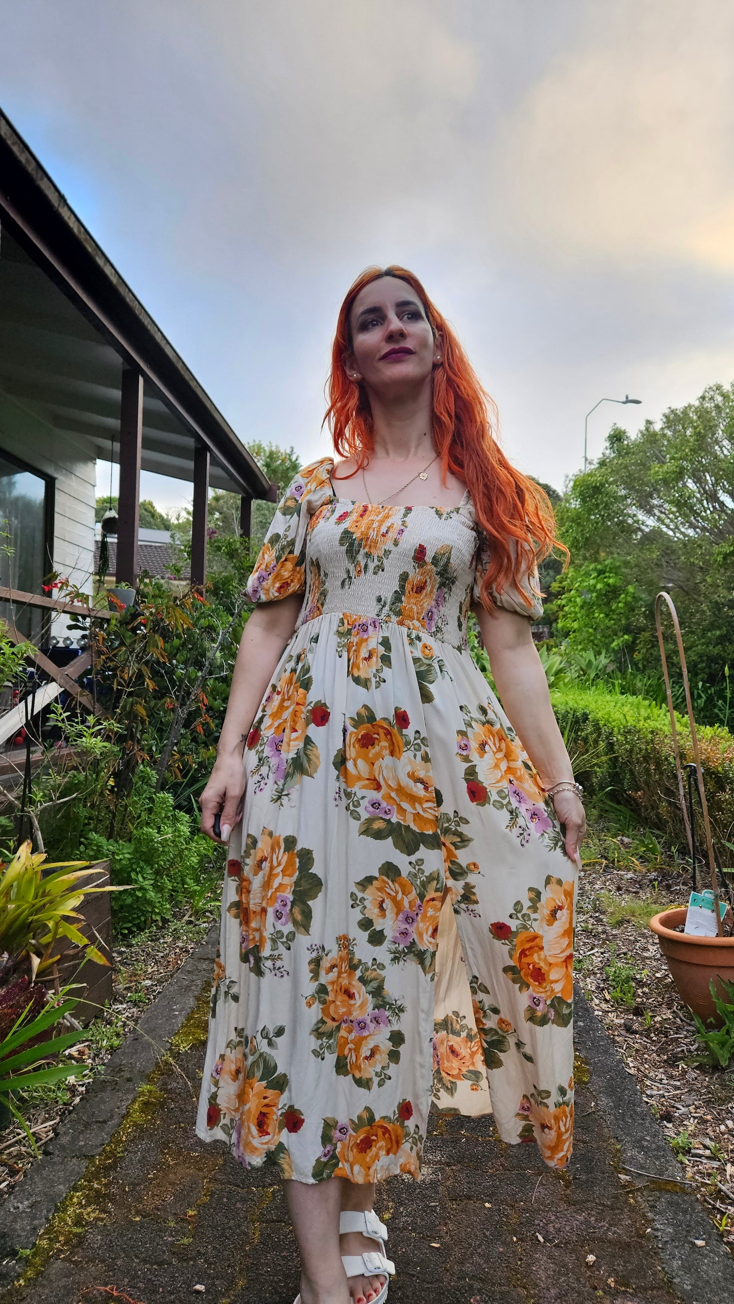 Lovely floral dress by paper heart size 10