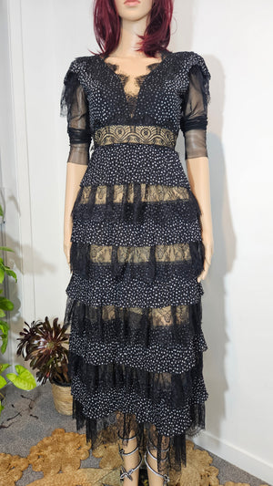 Stunning CARLA RUIZ Spanish Designer Tiered Lace Maxi Dress - Size EU36 / UK8