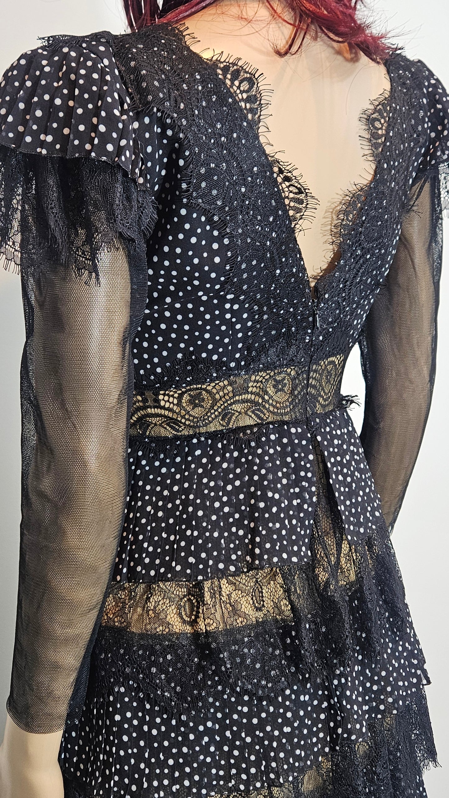 Stunning CARLA RUIZ Spanish Designer Tiered Lace Maxi Dress - Size EU36 / UK8