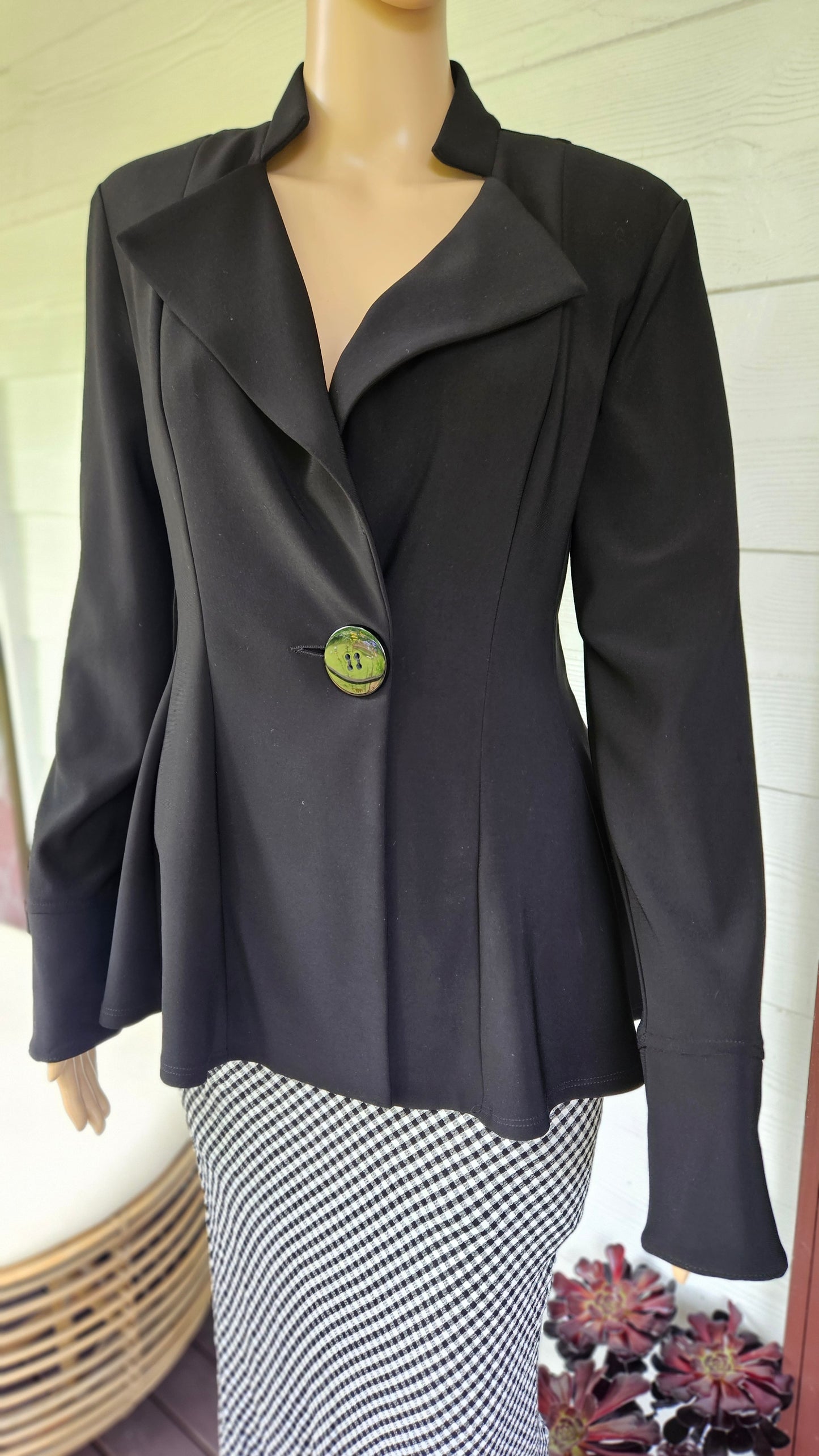 Stunning Joseph Ribkoff jacket size UK12