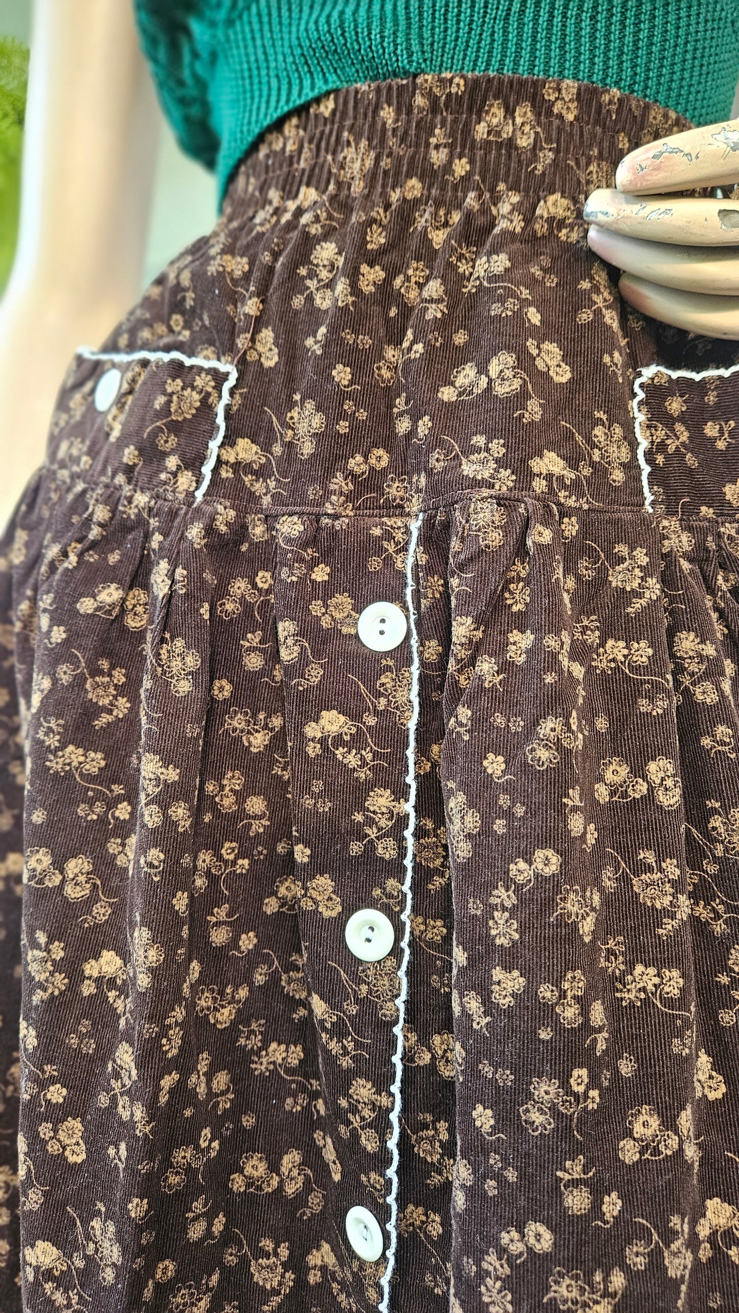 Vintage Midi Skirt - Preloved Skirt