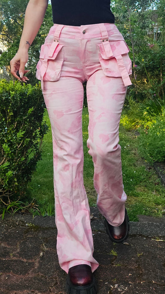 I.AM.GIA Kyleah pants. Flared Pants. Camo Cargo Pants - trousers - Grunge Flap Pocket Cargo Jeans