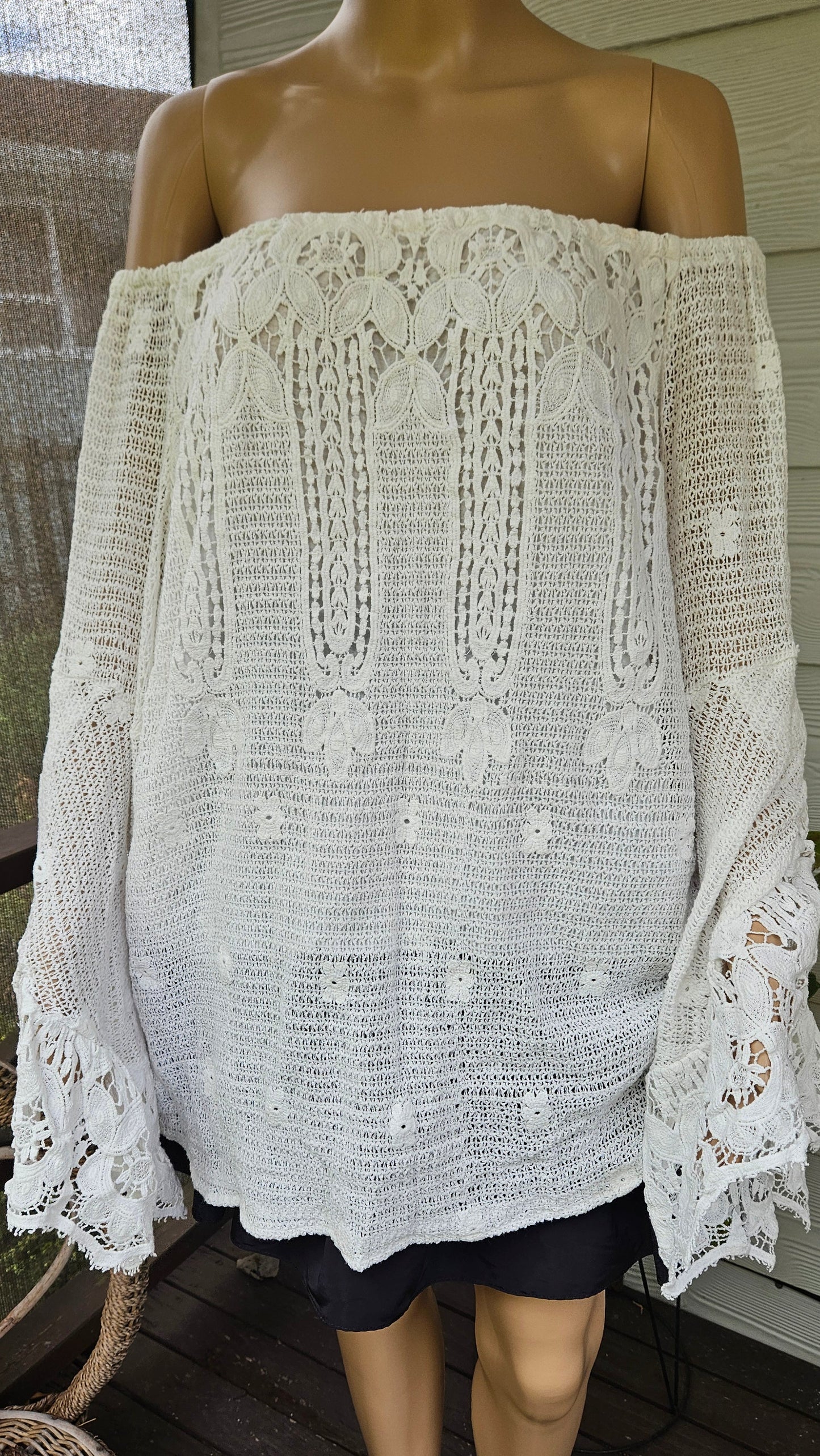 Bohemian Angel Leave NZ Bell sleeves  Blouse - curvy Top