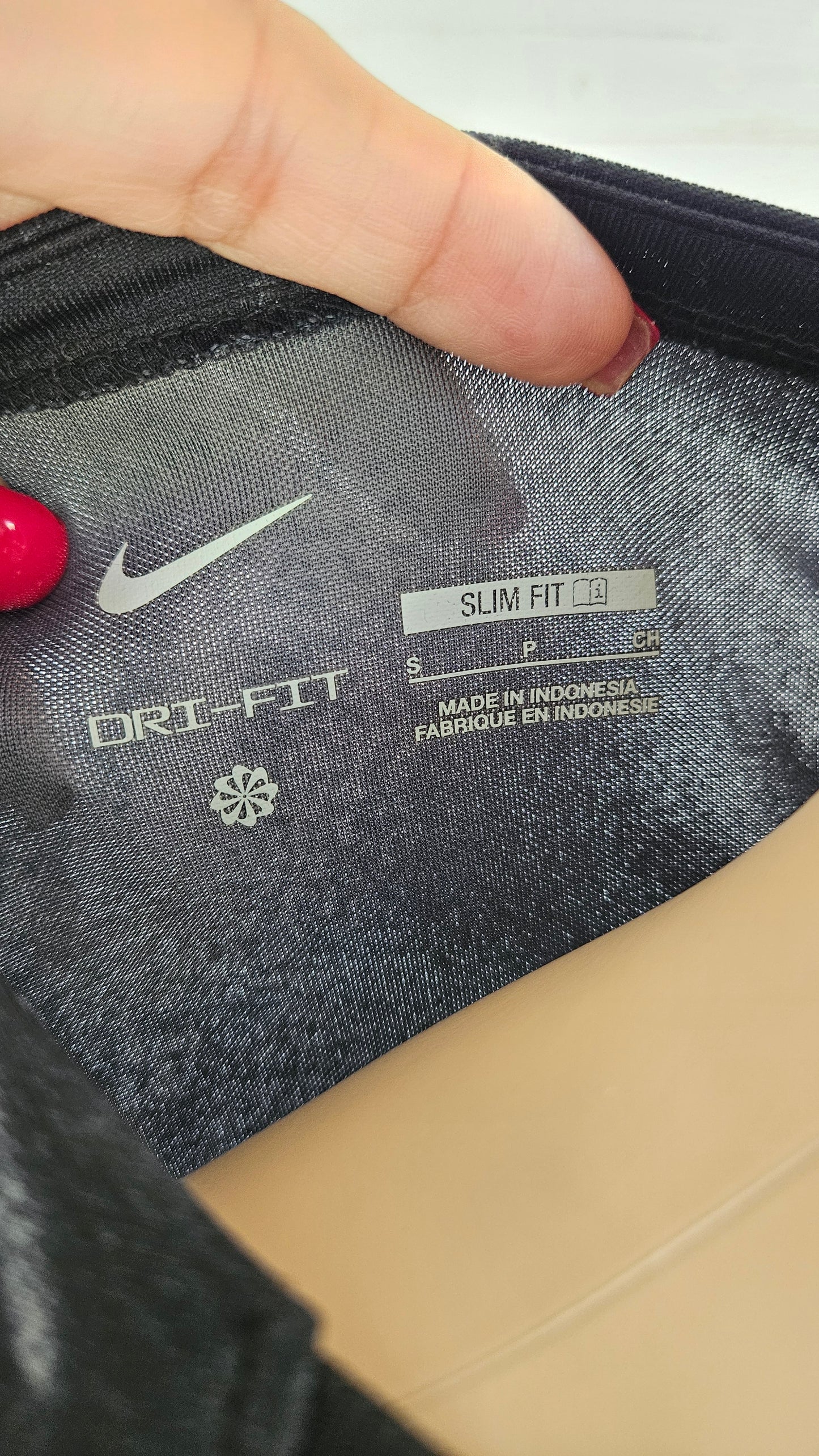 Nike Top - Nike Women's Black T-shirt