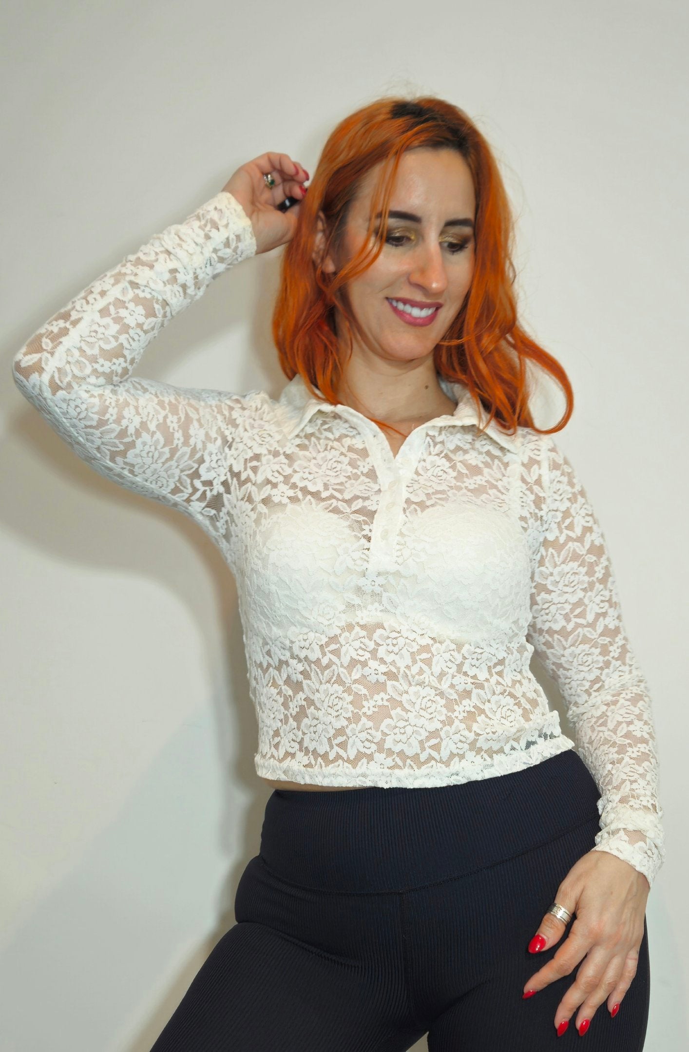 Lovely Lioness White Floral Lace Long Sleeve Polo Top – Size XS. Long sleeves Top
