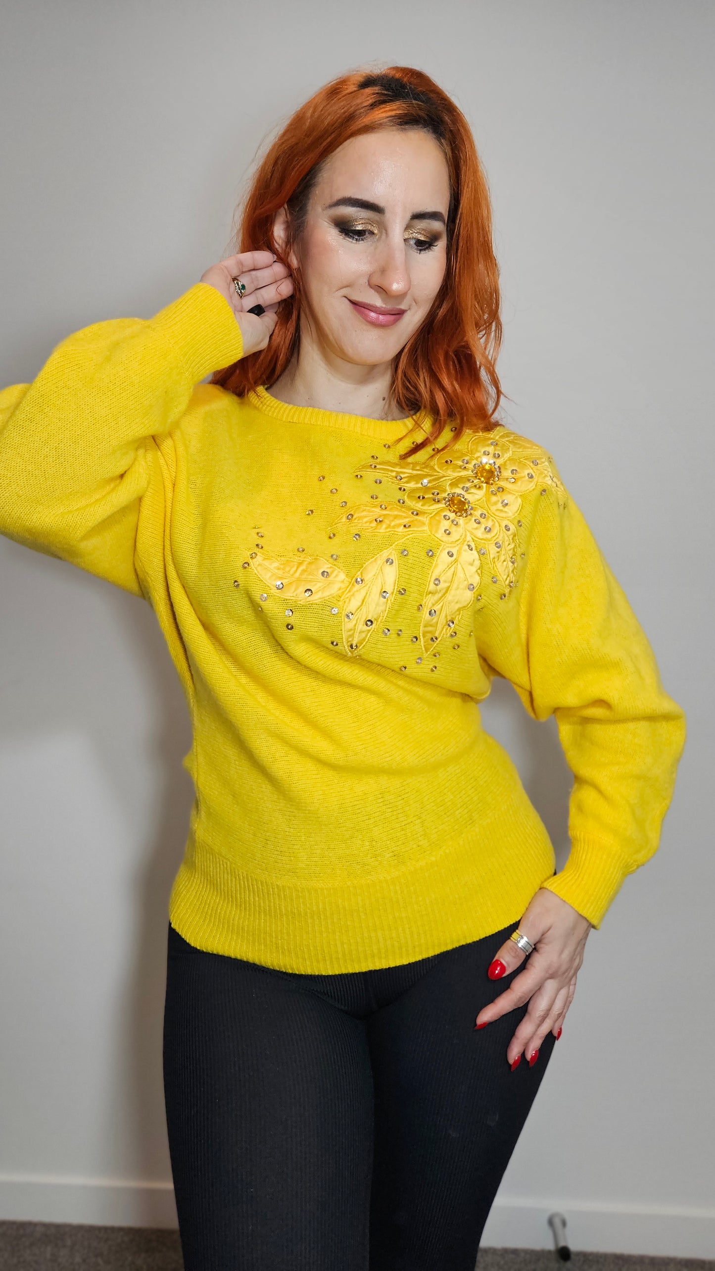 Vintage 80s Sweater Floral Embroidery Crewneck Pullover with shoulder pads Yellow