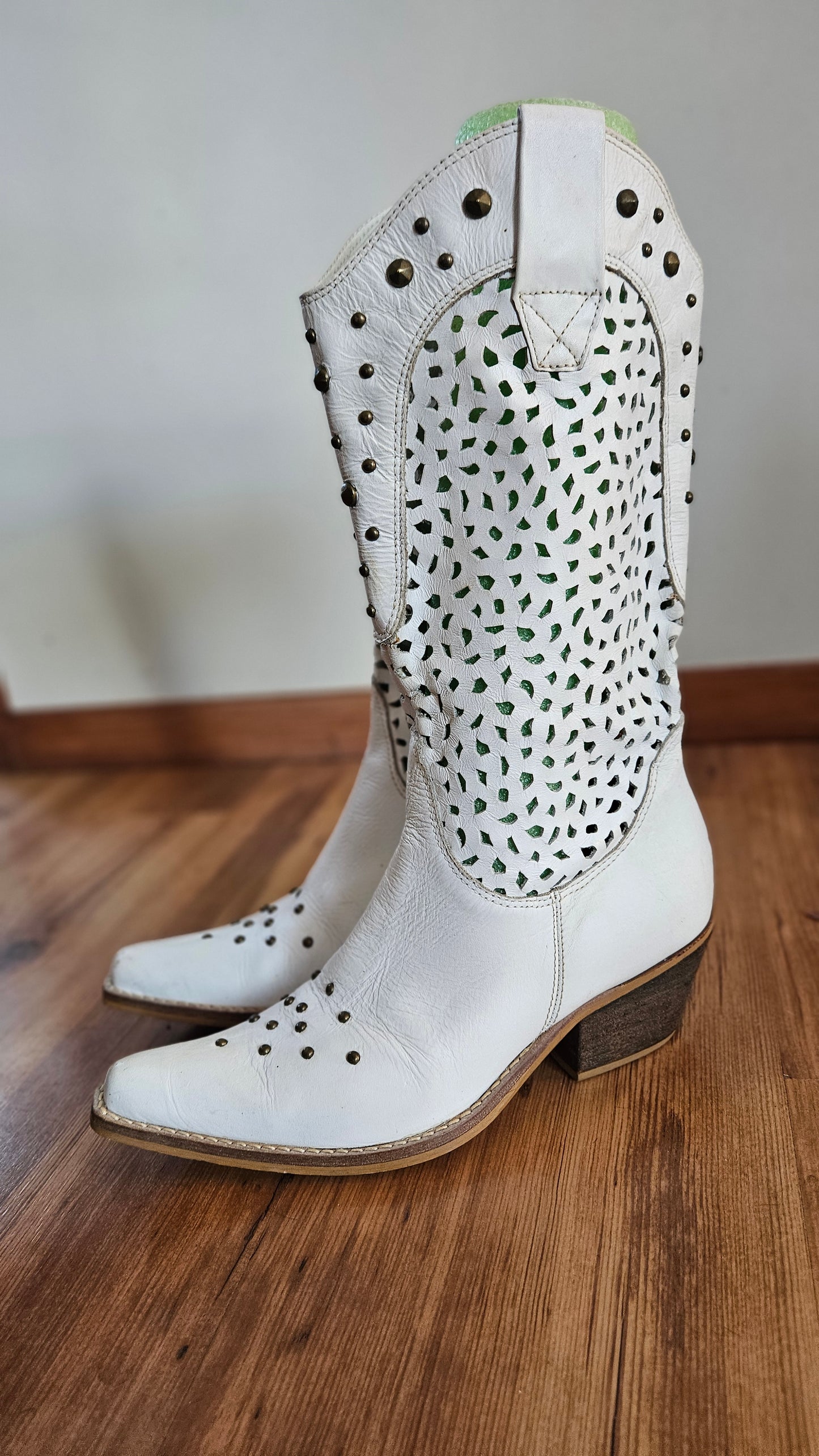 Cowgirls Boots Authentic Brazilian Cowboy Boots -  Leather  boots