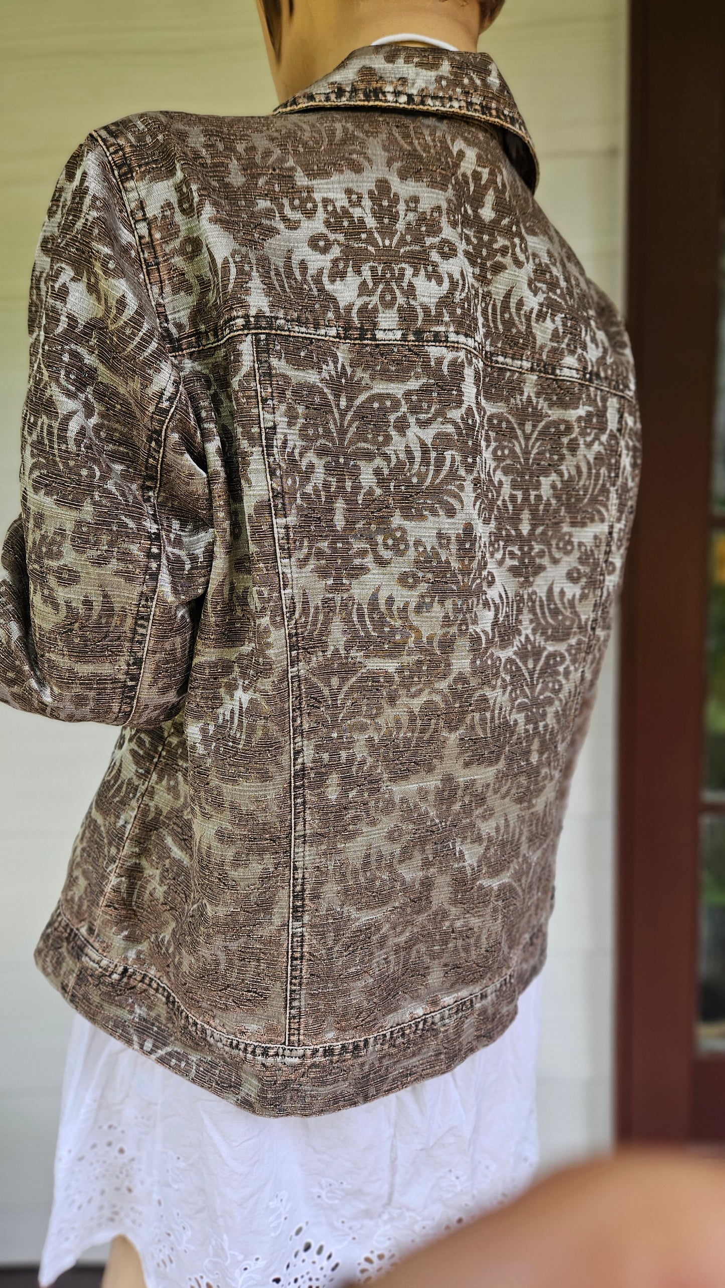 Metallic pattern Jacket Size 42