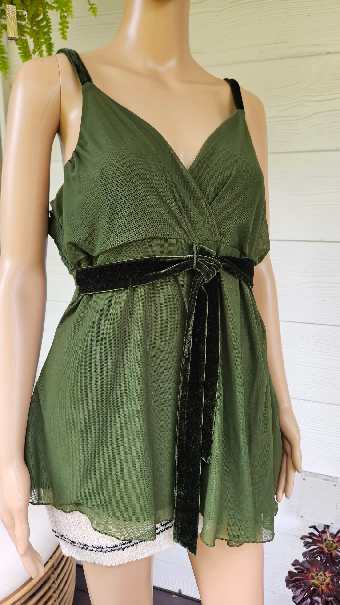 Vintage Mesh Cami Top Size 18