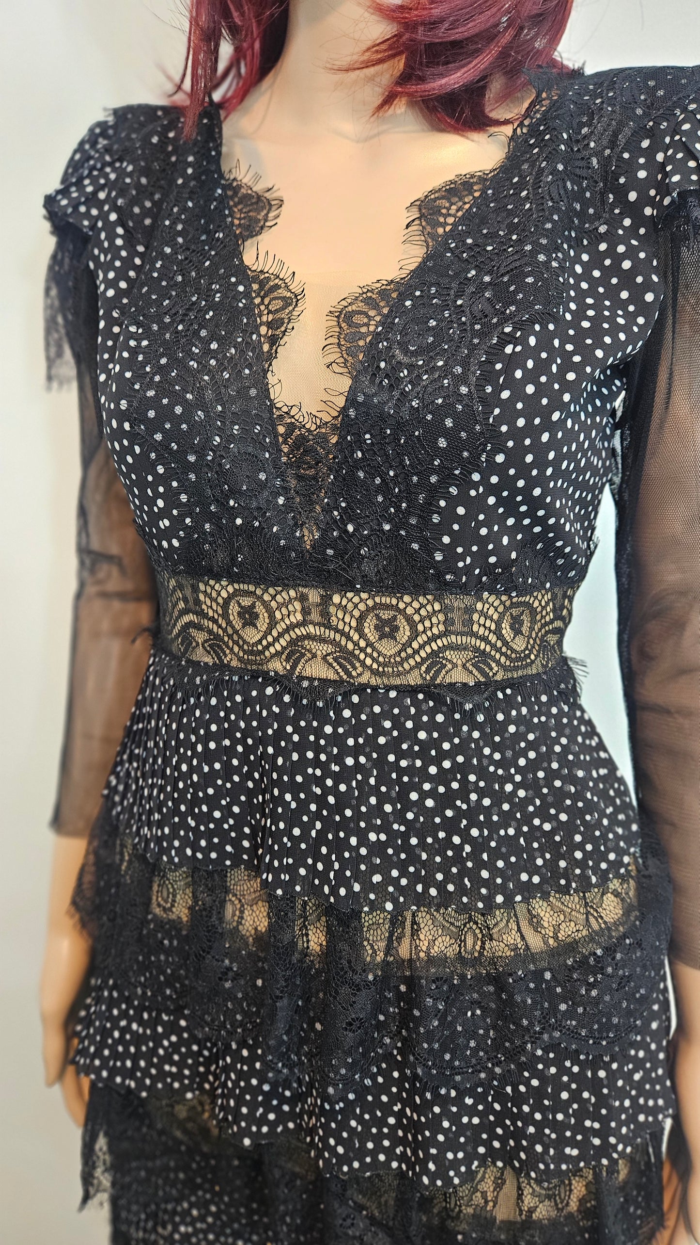 Stunning CARLA RUIZ Spanish Designer Tiered Lace Maxi Dress - Size EU36 / UK8