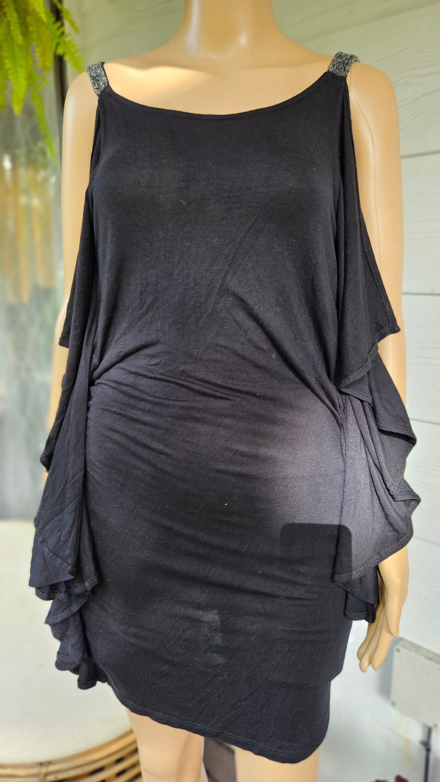 Women's Black Dress/Batwing Dress Preloved Dress