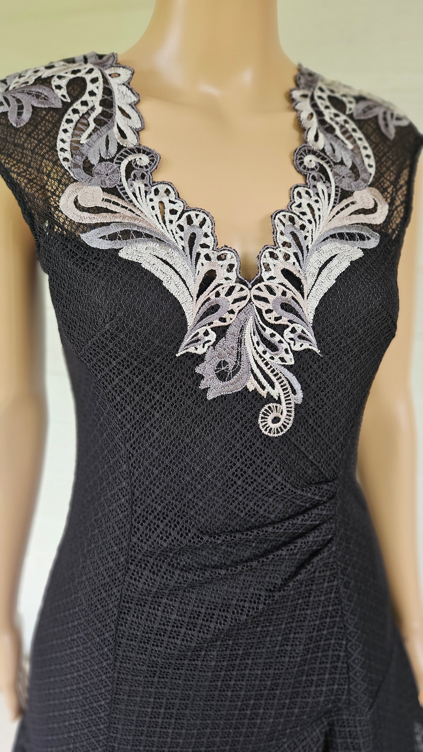 Karen Millen Dress - Gorgeous Preloved Dress