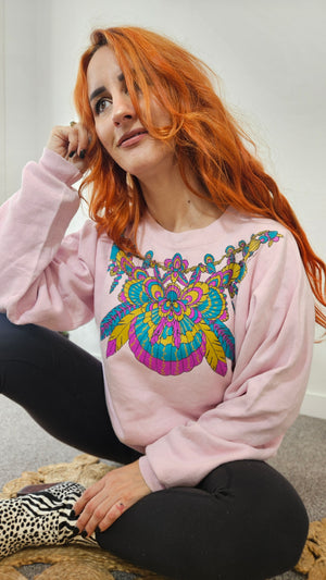 Stunning Vintage 80s Pink Women's Crewneck Sweater - Second Hand Store Find