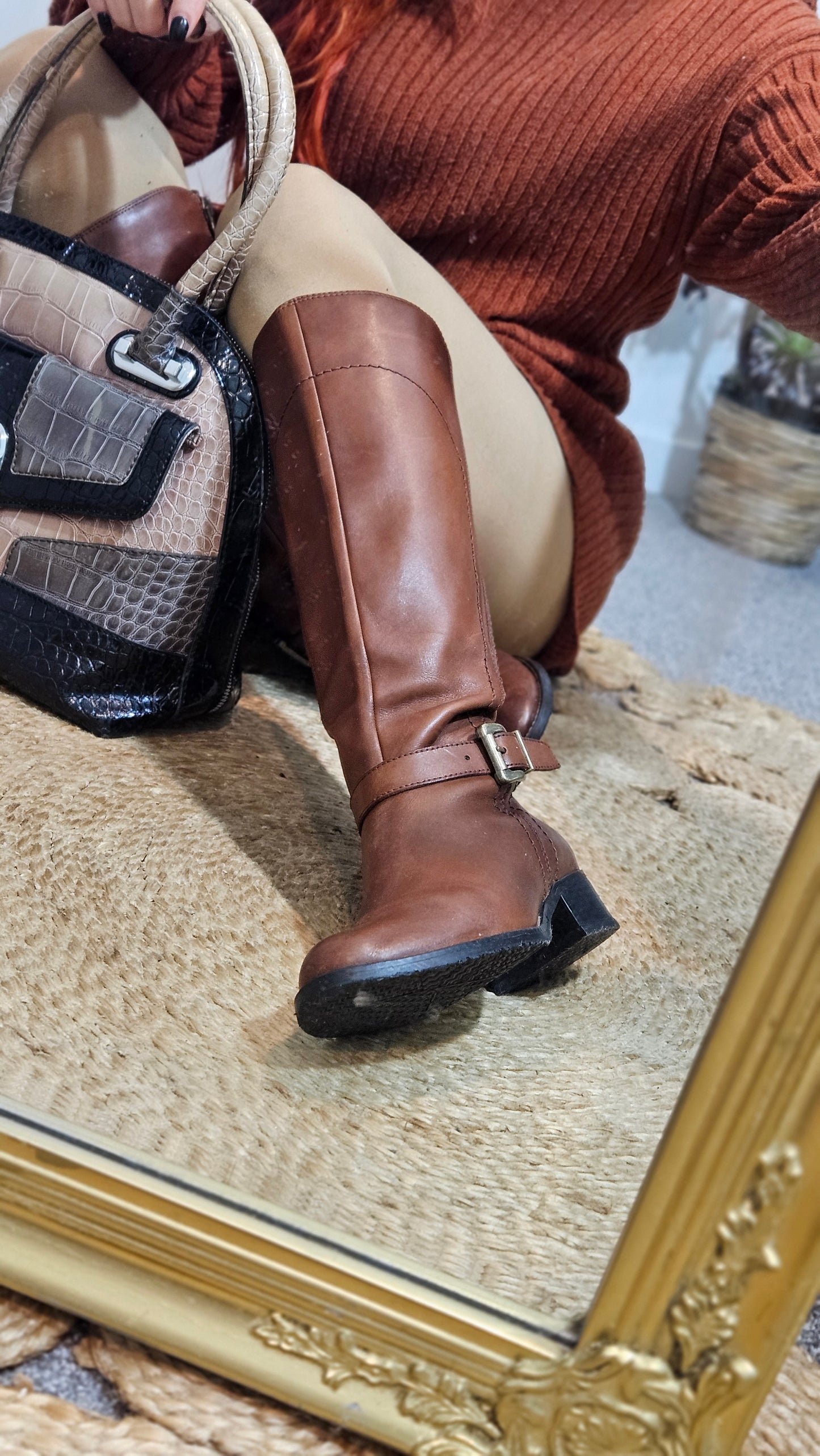 Gorgeous Pulp Noir Leather Boots