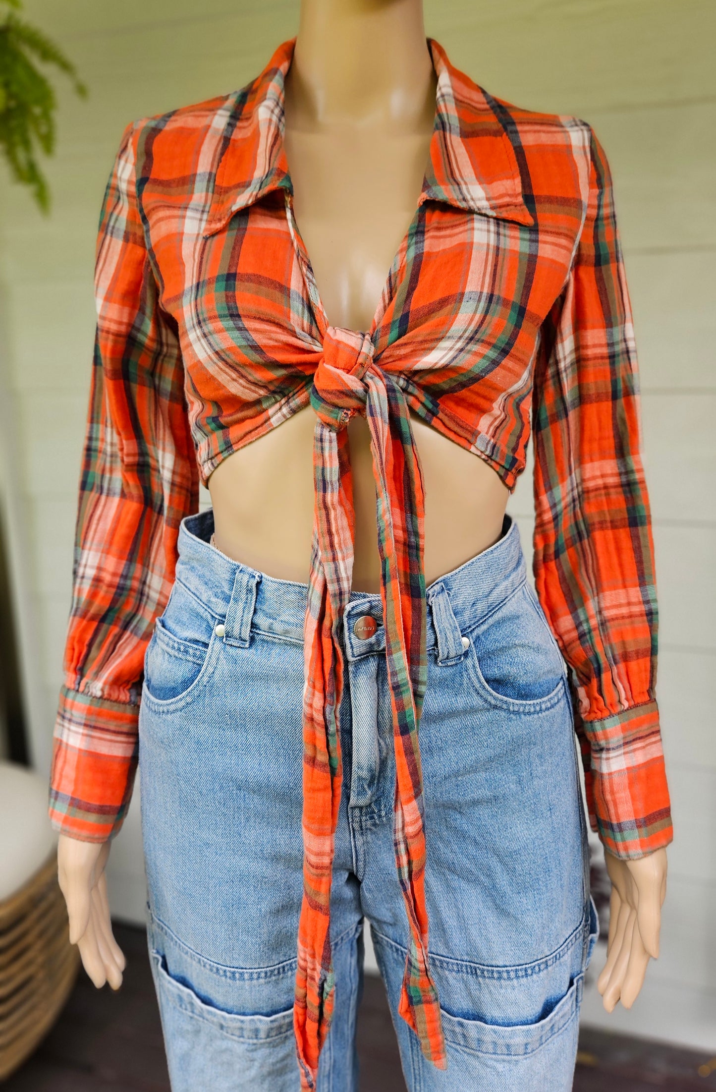  Knot Front Tie Shirt - Plaid Shirt - Cowgirl shirt