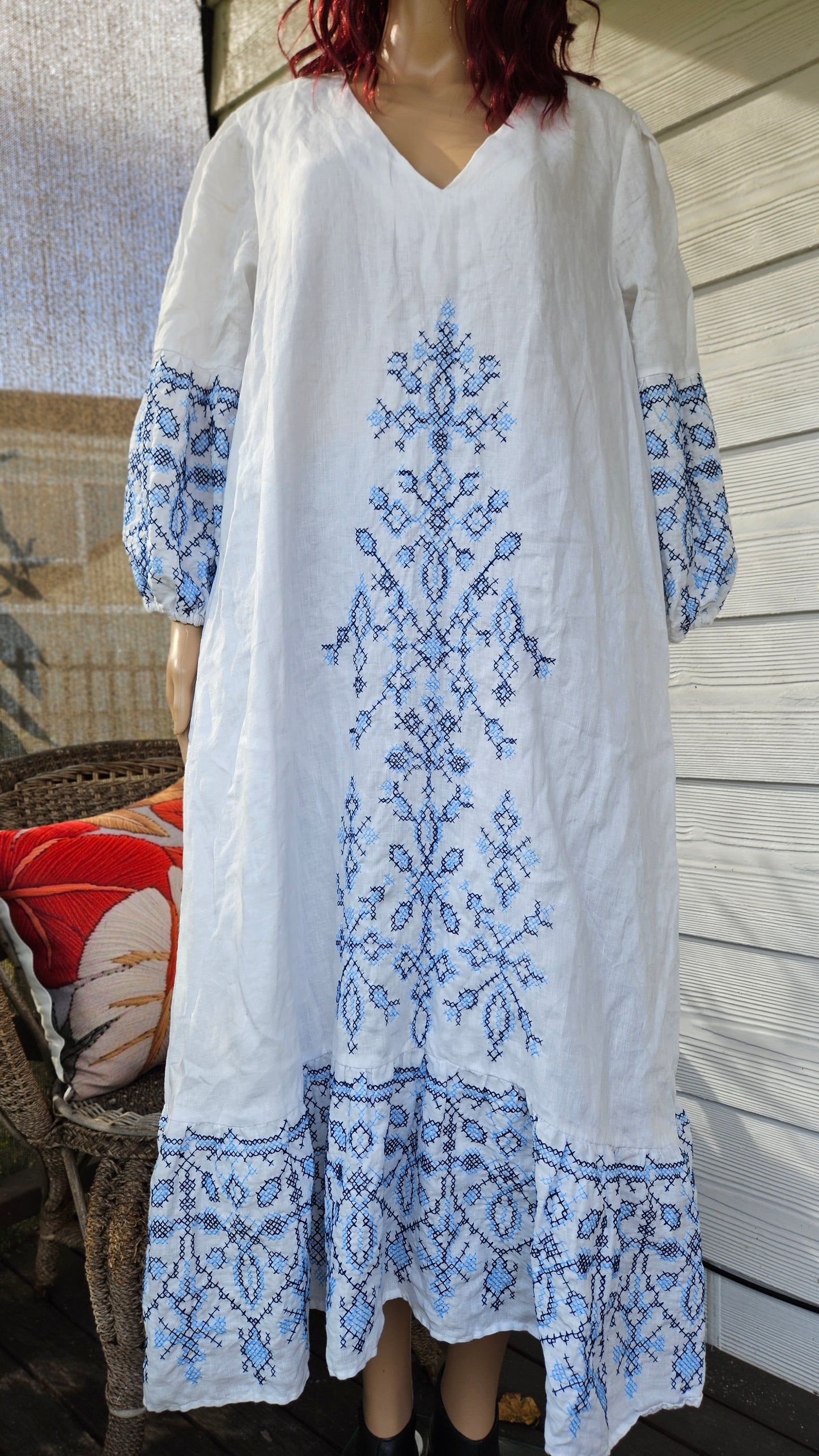 Ikat-embroidered dress. 100% Linen Dress Bohemian Preloved Dress