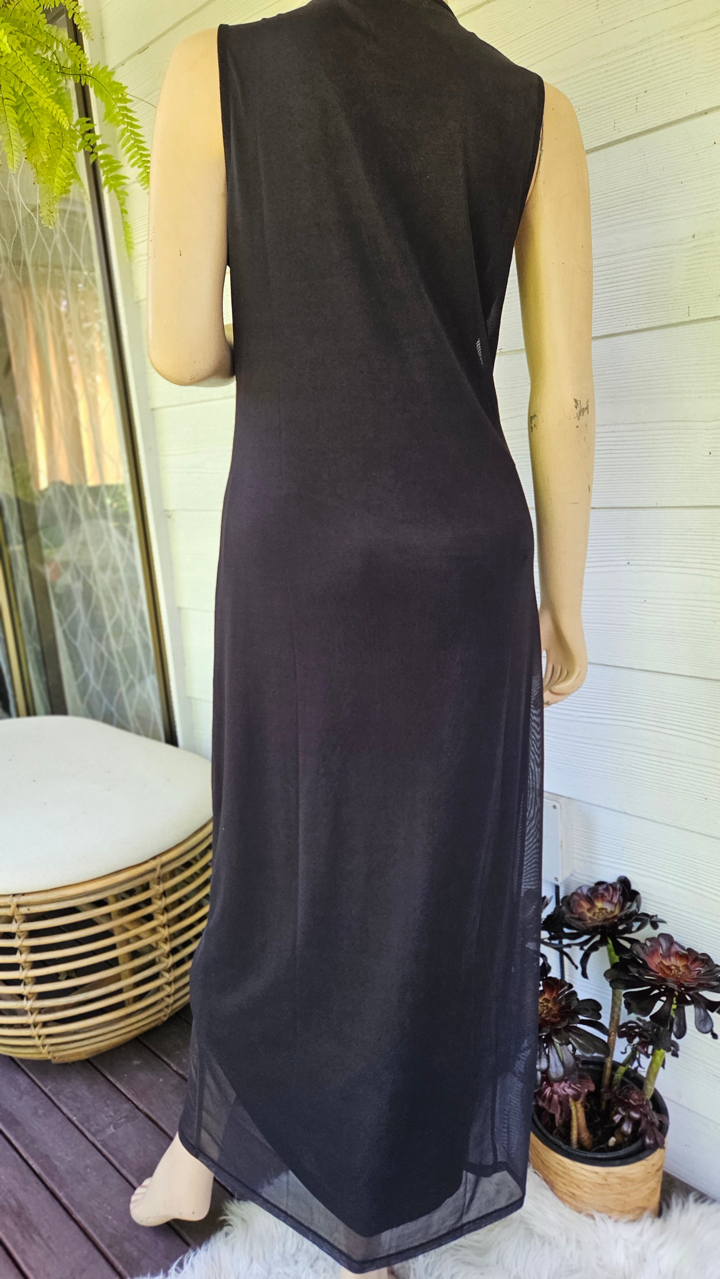 Gorgeous Dejuba Dress. Size 14