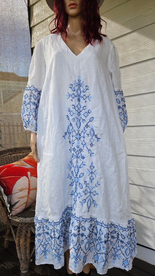 Ikat-embroidered dress. 100% Linen Dress Bohemian Preloved Dress