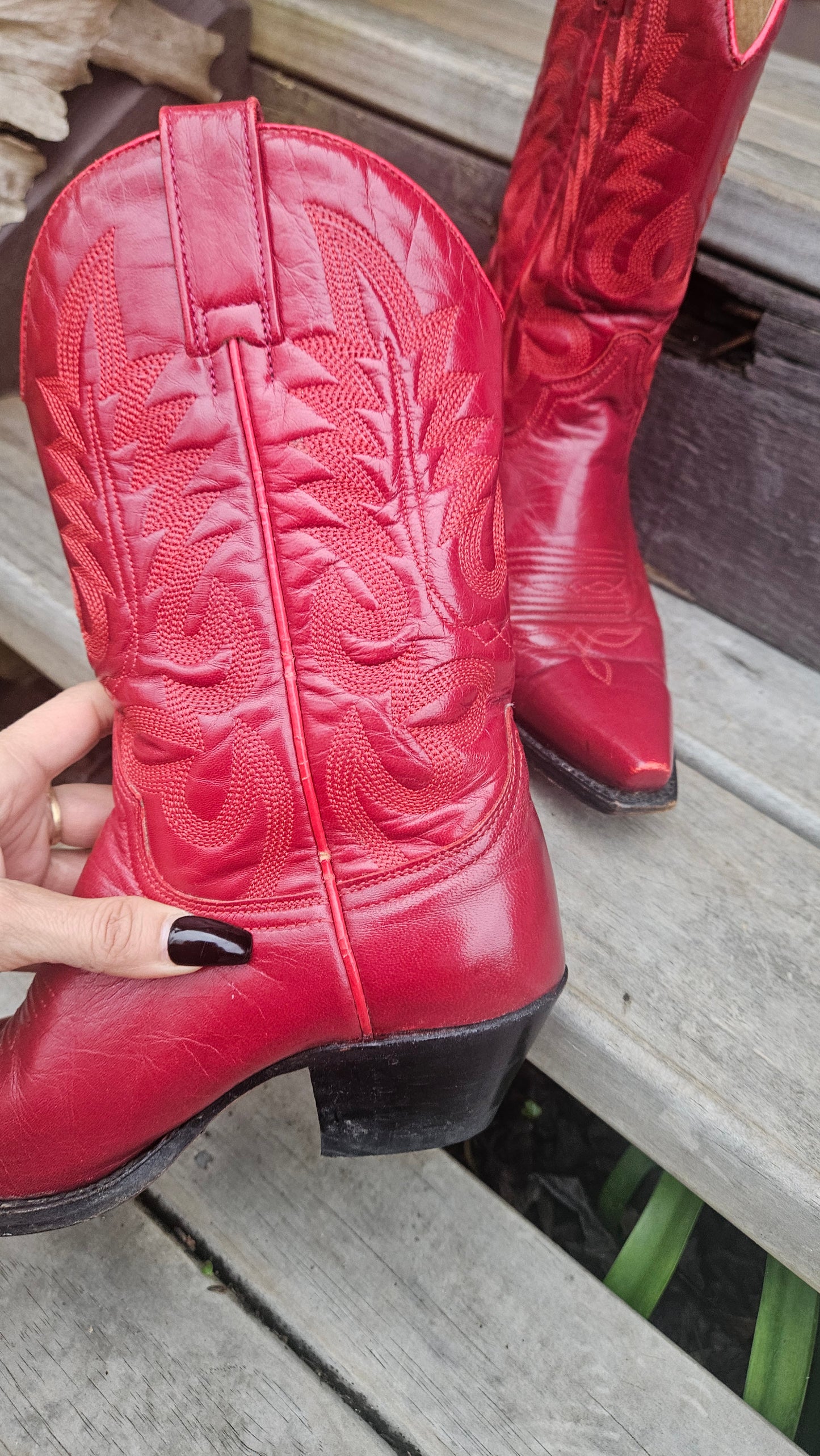 Authentic Loaded cowboy boots - Cherry Red Leather  boots Size 36