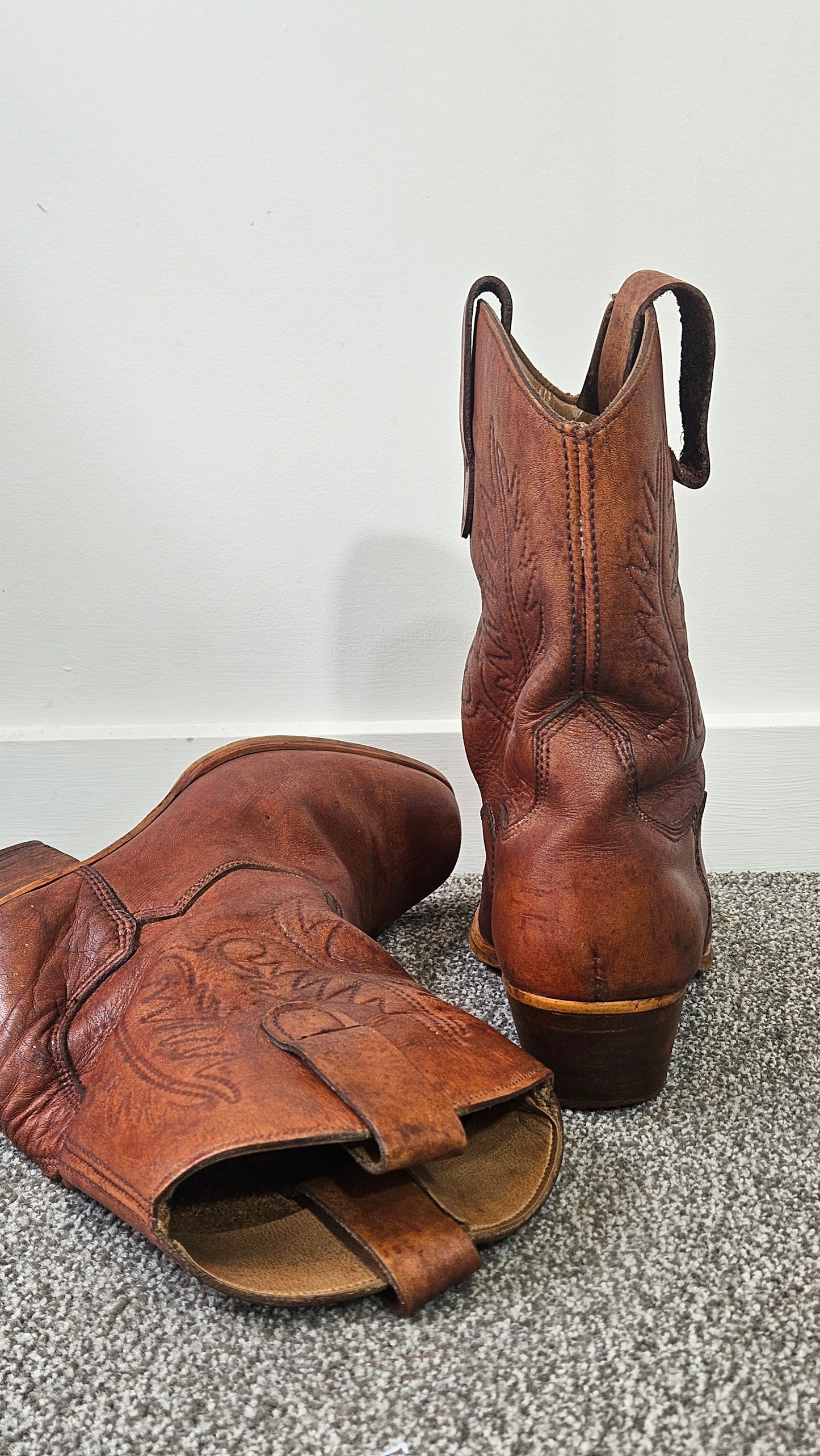Vintage 1980s Dingo Genuine Leather Cowboy Slouch Boots