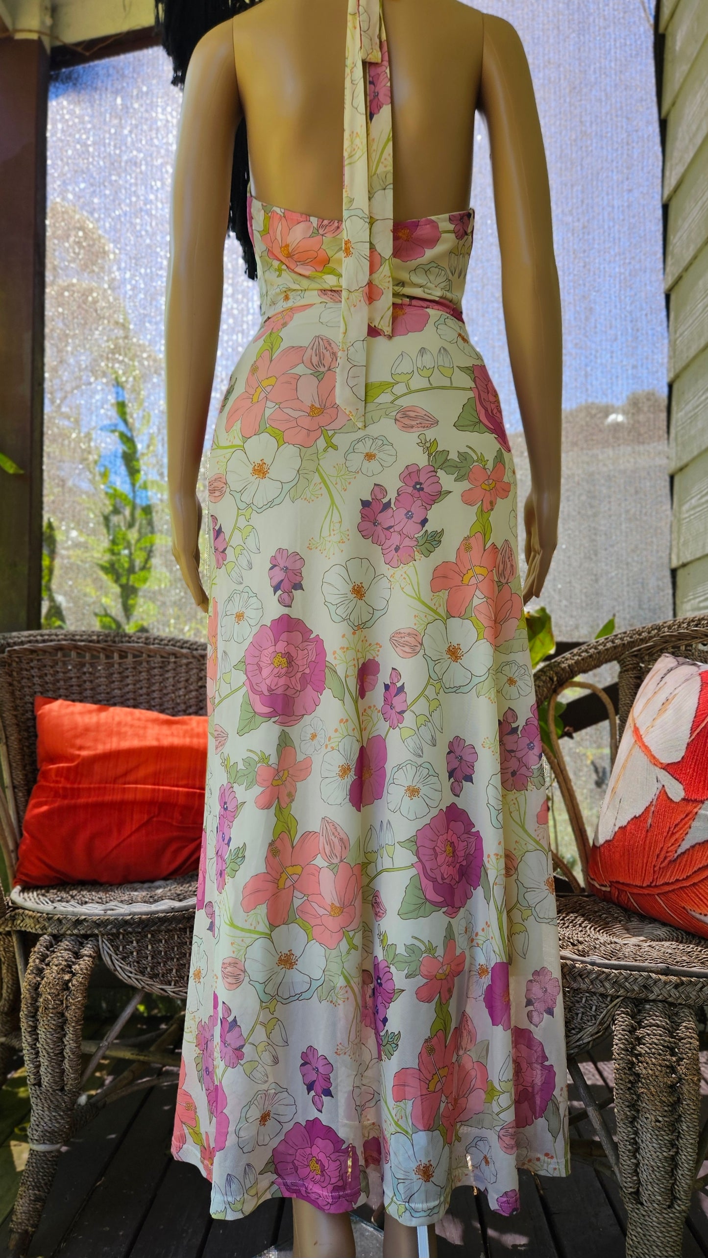 Lovely floral Maxi Dress