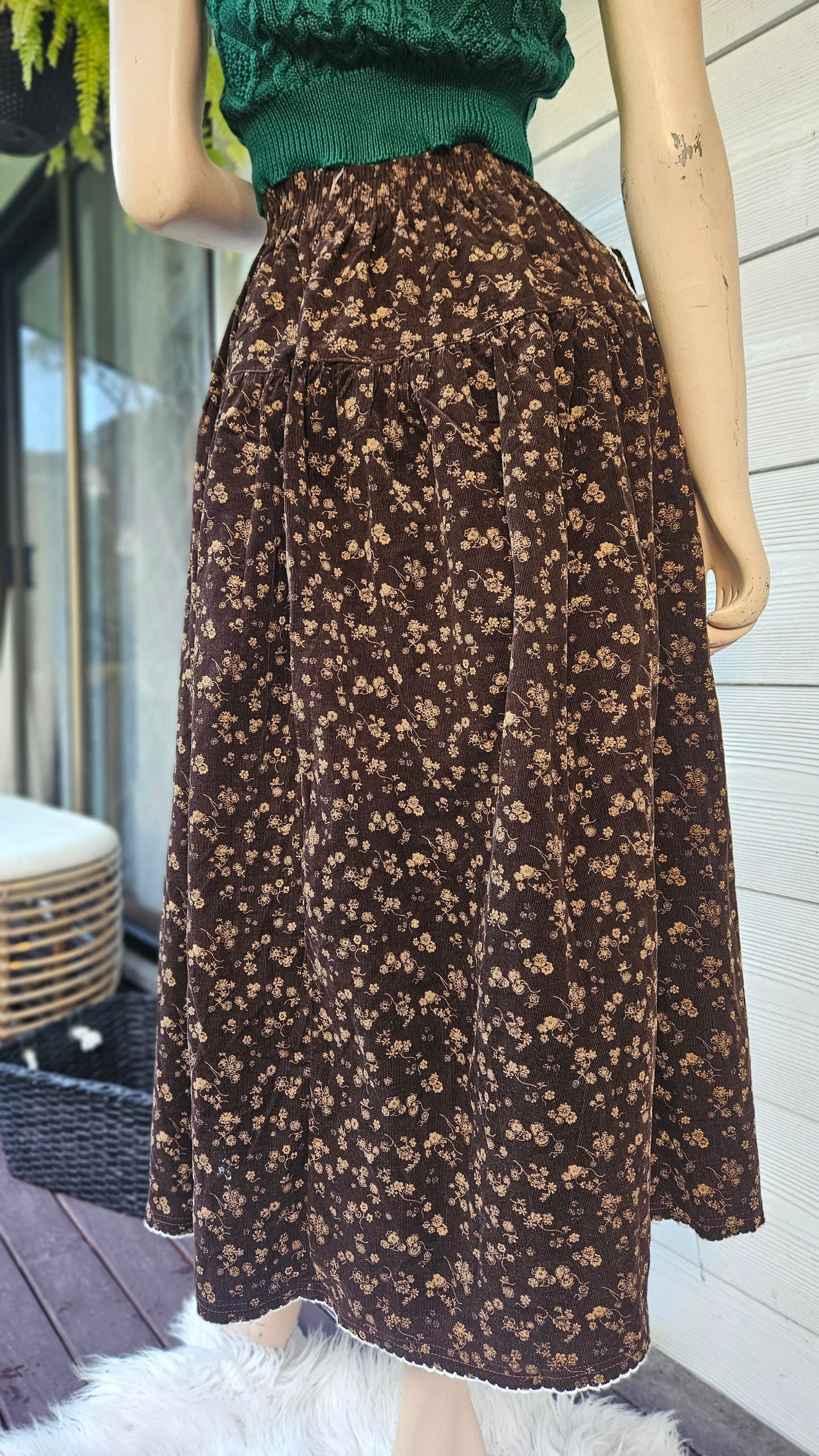 Vintage Midi Skirt - Preloved Skirt
