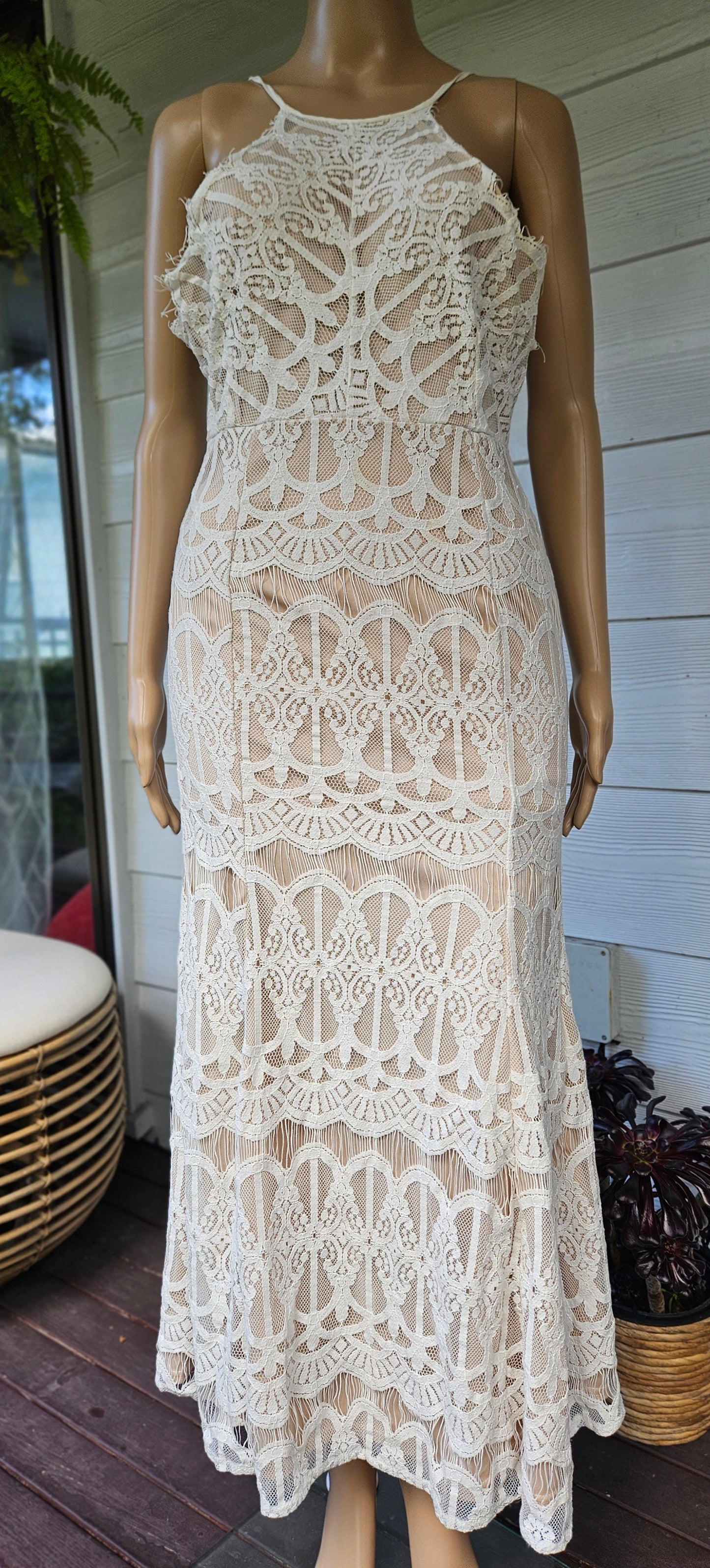 Romantic Lace Dress Size L