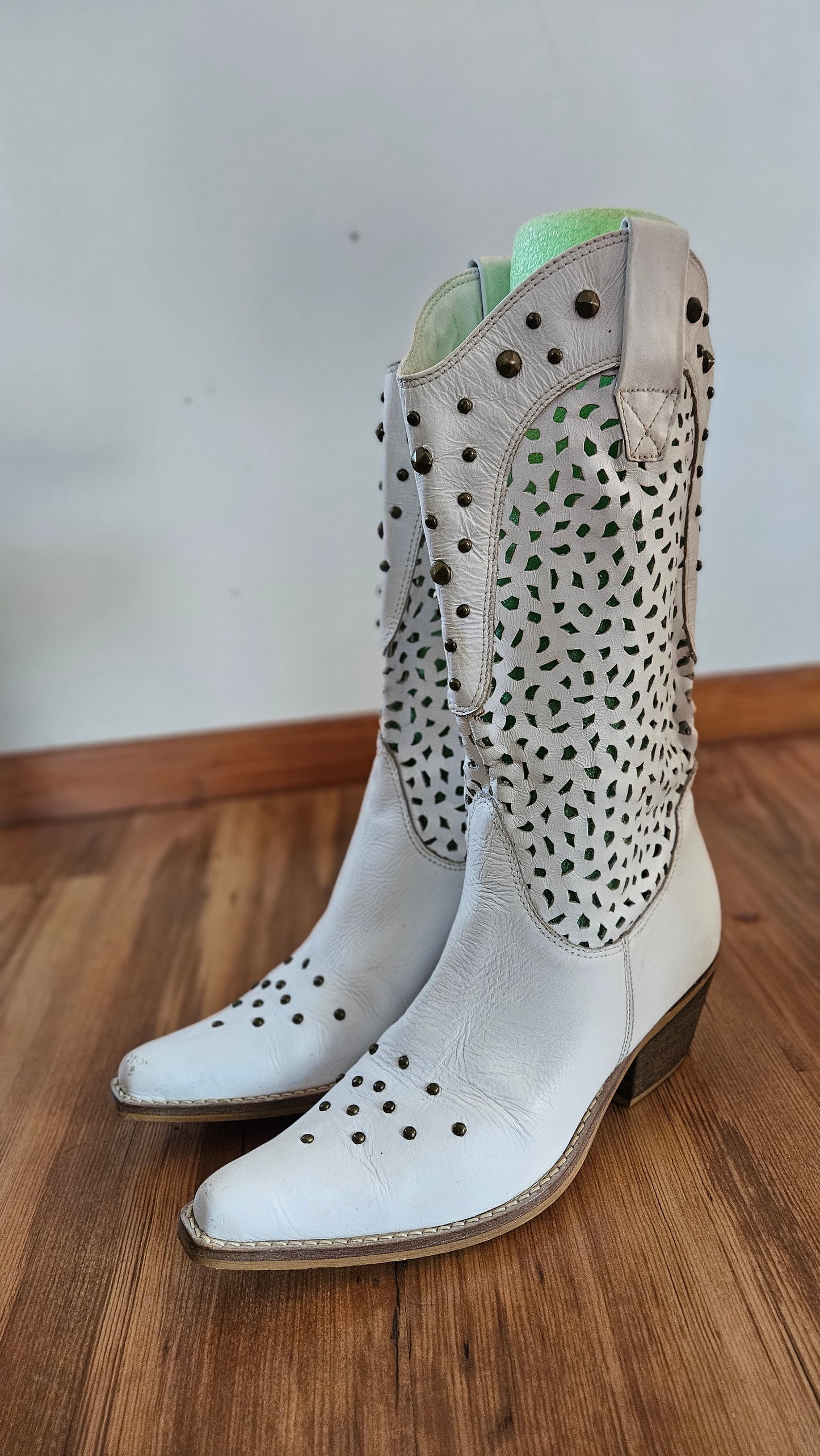 Cowgirls Boots Authentic Brazilian Cowboy Boots -  Leather  boots