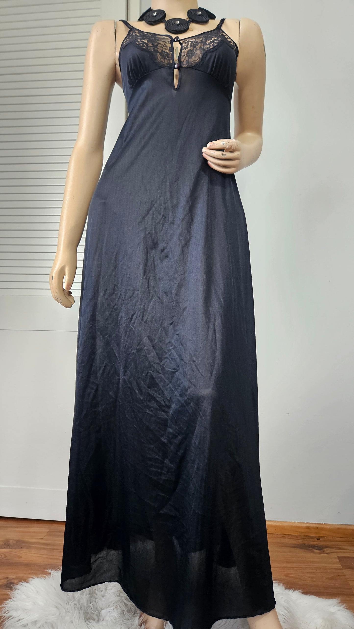 Stunning vintage black Lace slip Dress - nighty