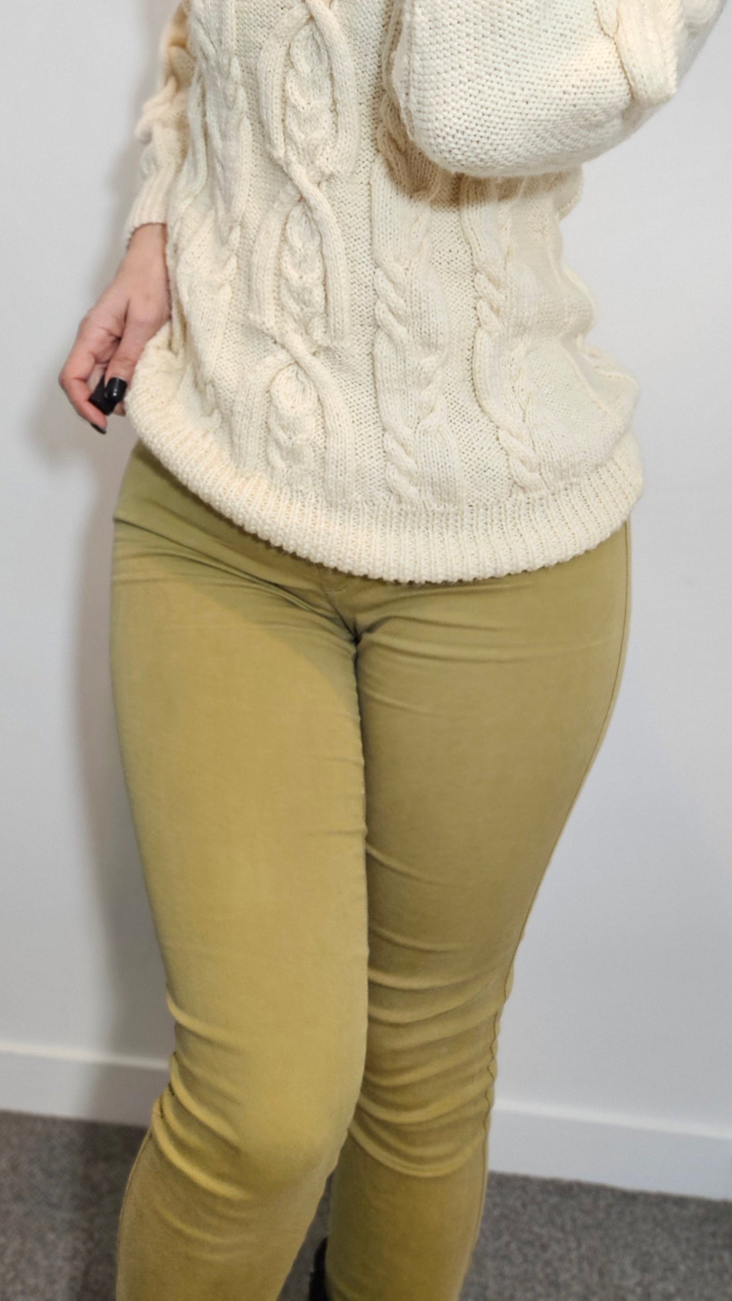 Italian straight Womens pants by Moschino Jeans