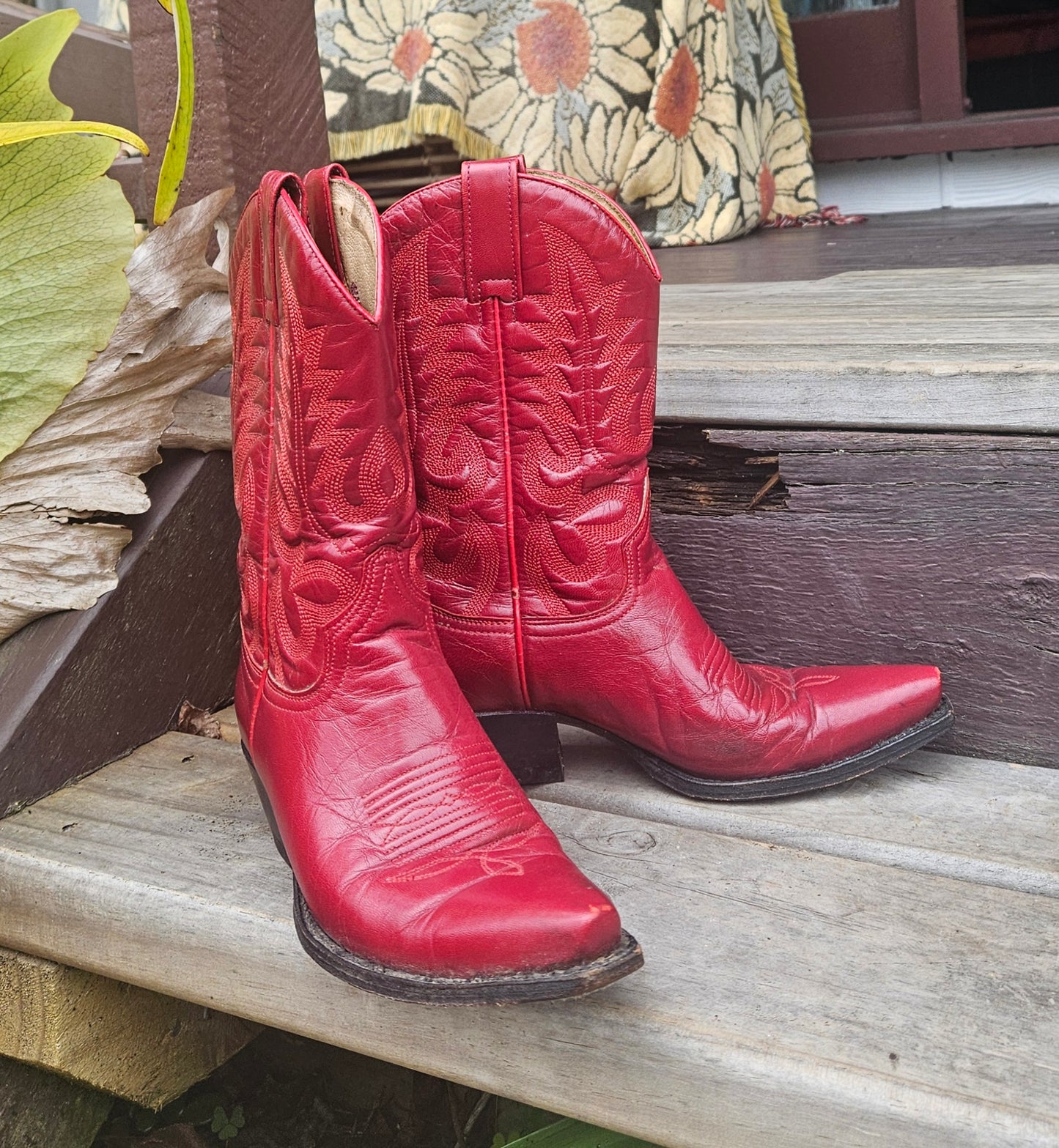 Authentic Loaded cowboy boots - Cherry Red Leather  boots Size 36