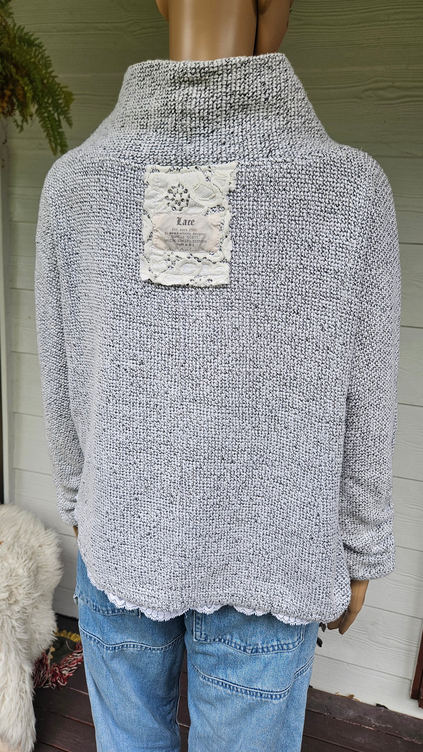 Lovely sweater with Lace details. Crop style sweater Top