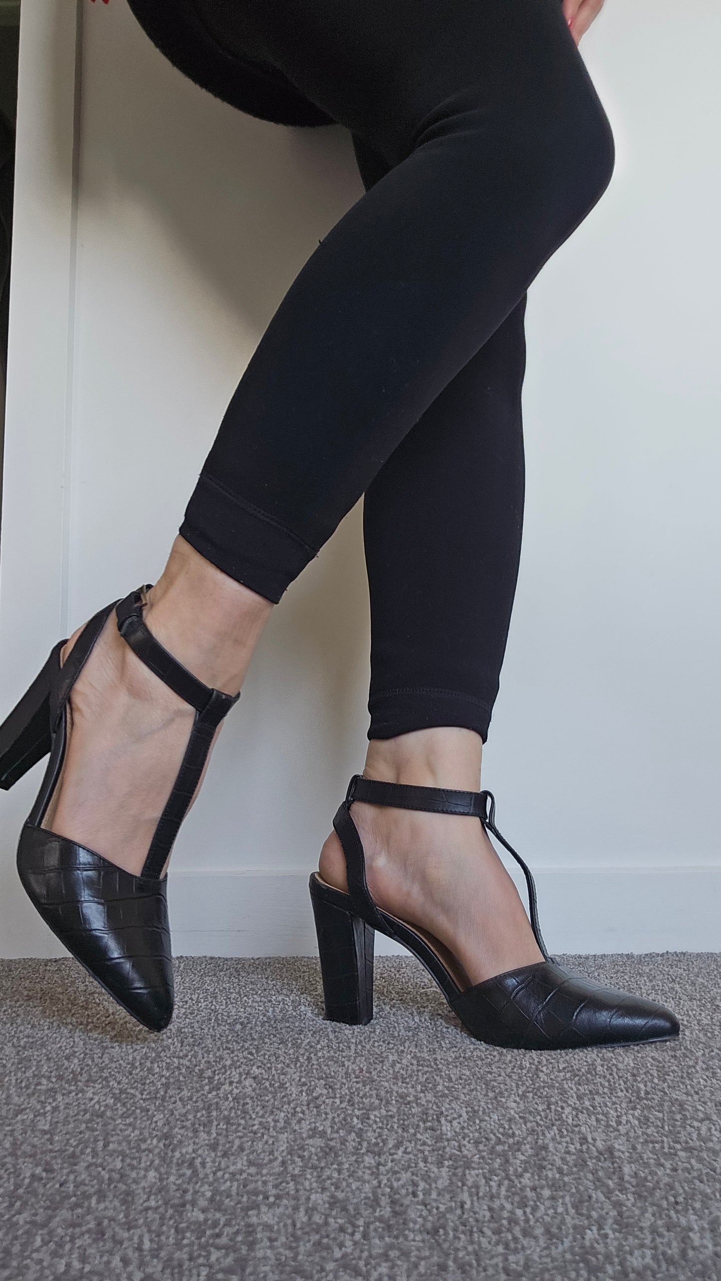 Isabella Anselmi Black Heeled Shoes