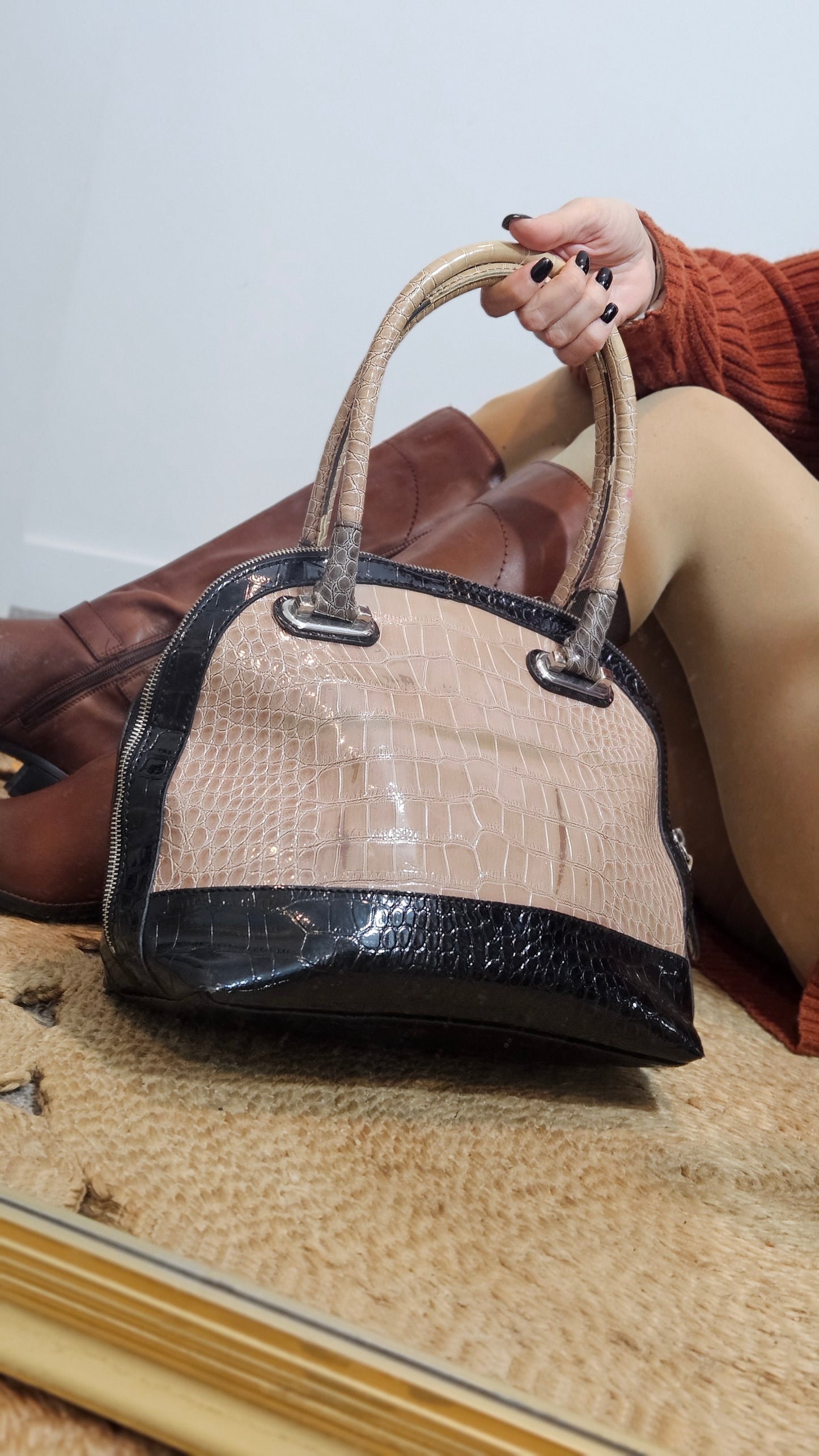 Authentic Guess hand bag