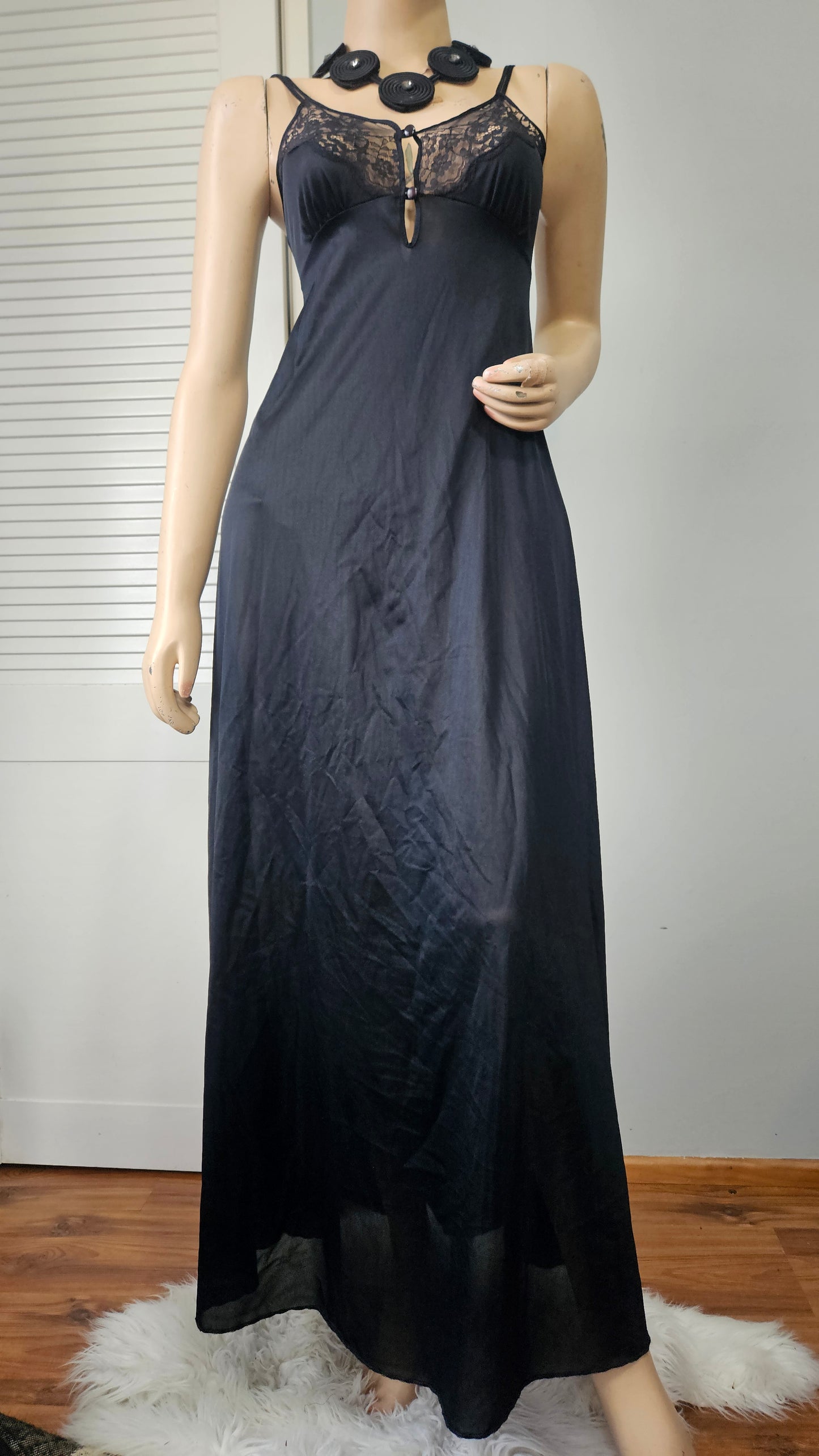 Stunning vintage black Lace slip Dress - nighty