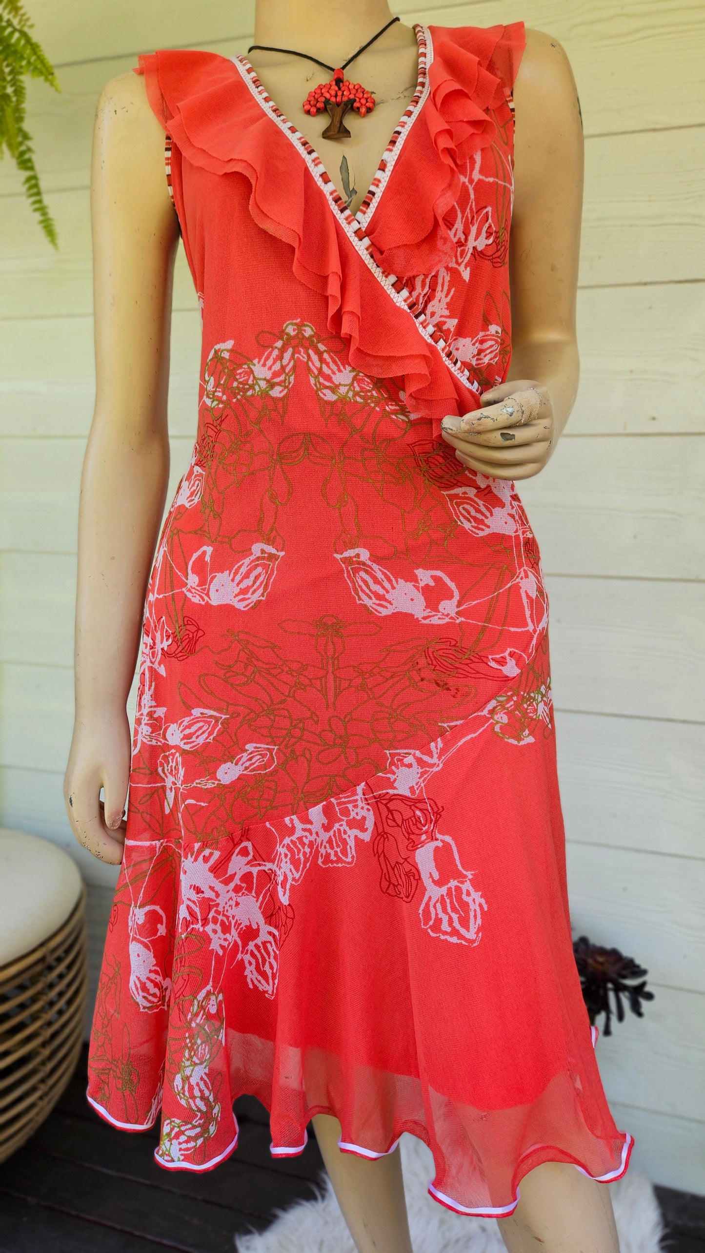 Gorgeous Coral Dress. Size 44 (14)