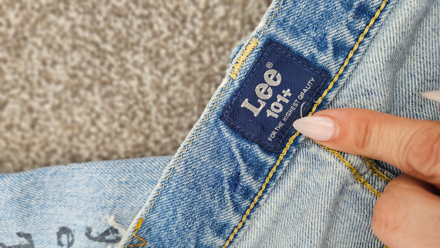 RARE Collector’s Piece: Lee 101+ All-Over Graphic Comic Print Jeans - W28 L29