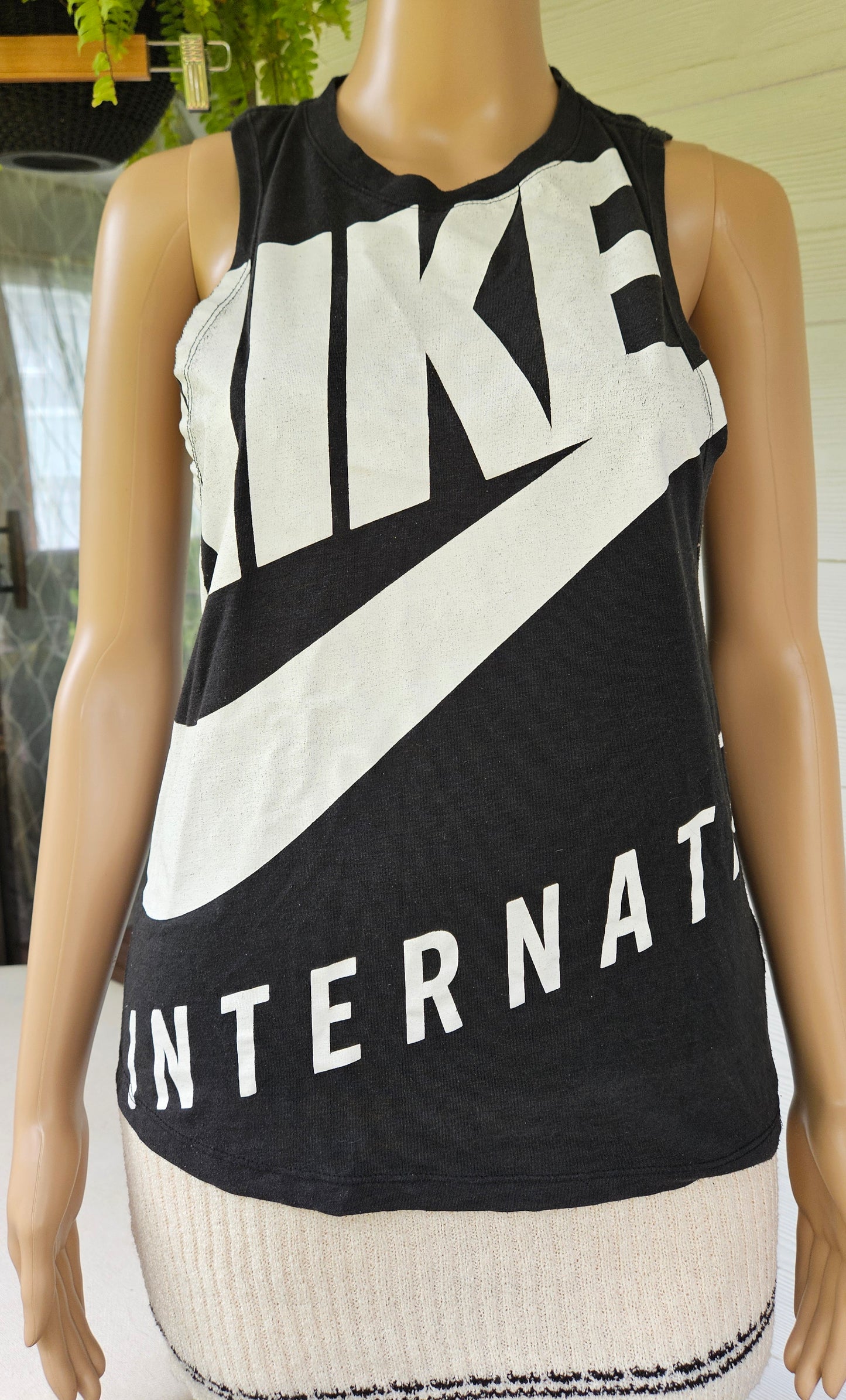 Nike sport Top - Nike Women's Black and White T-shirt