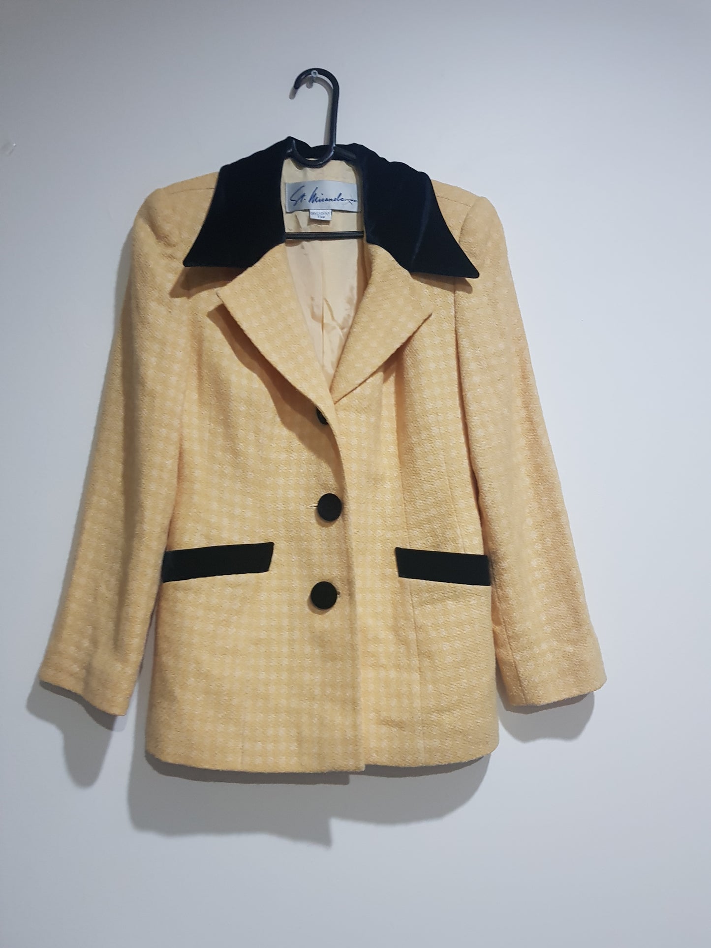 Stunning Retro Vintage Jacket