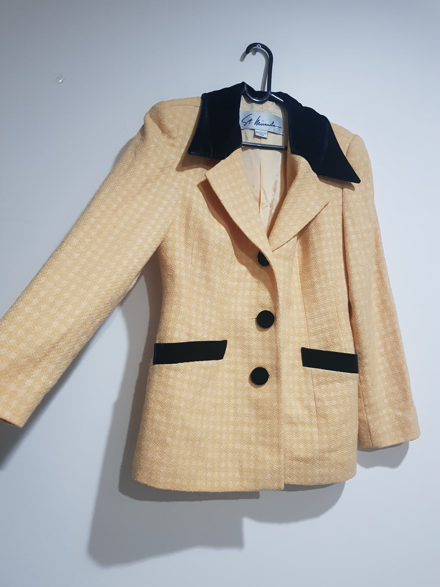 Stunning Retro Vintage Jacket