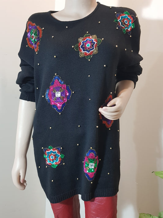 Beautiful Vintage Victoria Jones Sweater – 1980s, Size Small (Fits M).