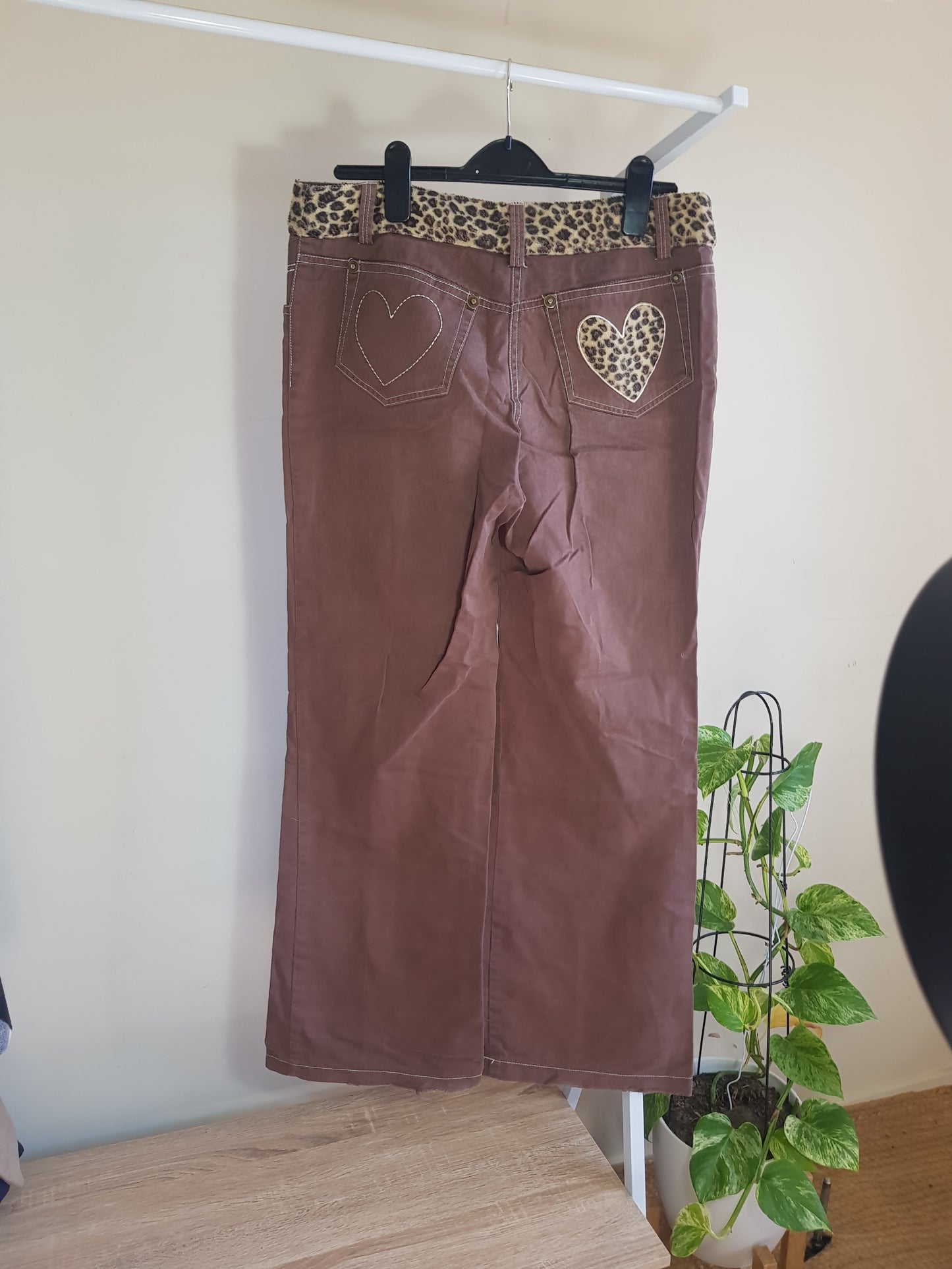 Super cool retro style pants - Animal print pants