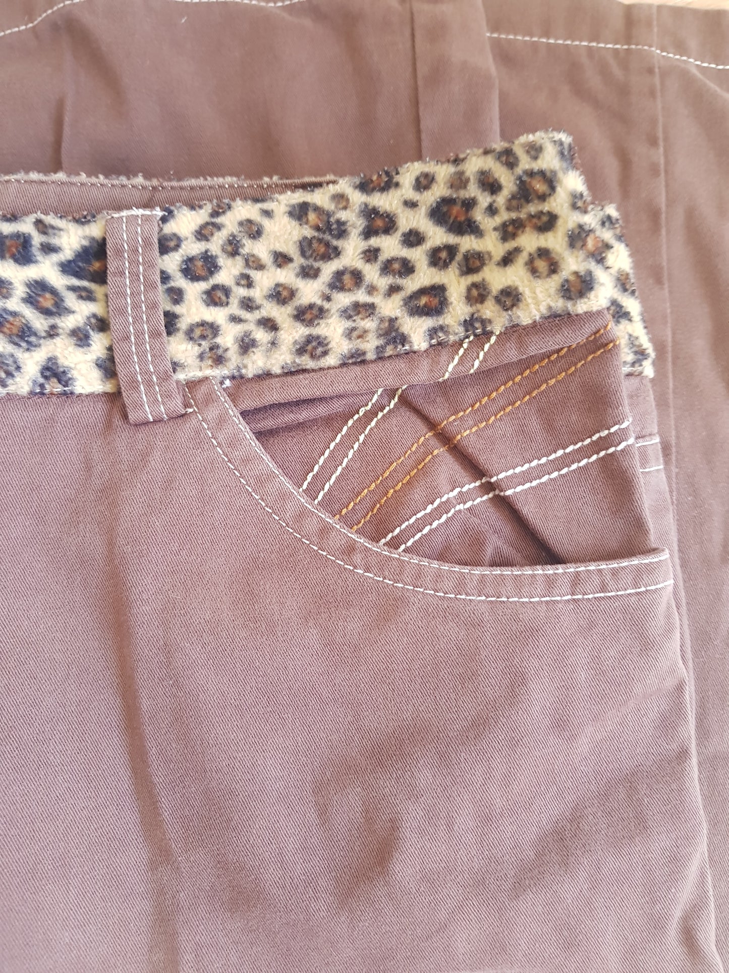 Super cool retro style pants - Animal print pants