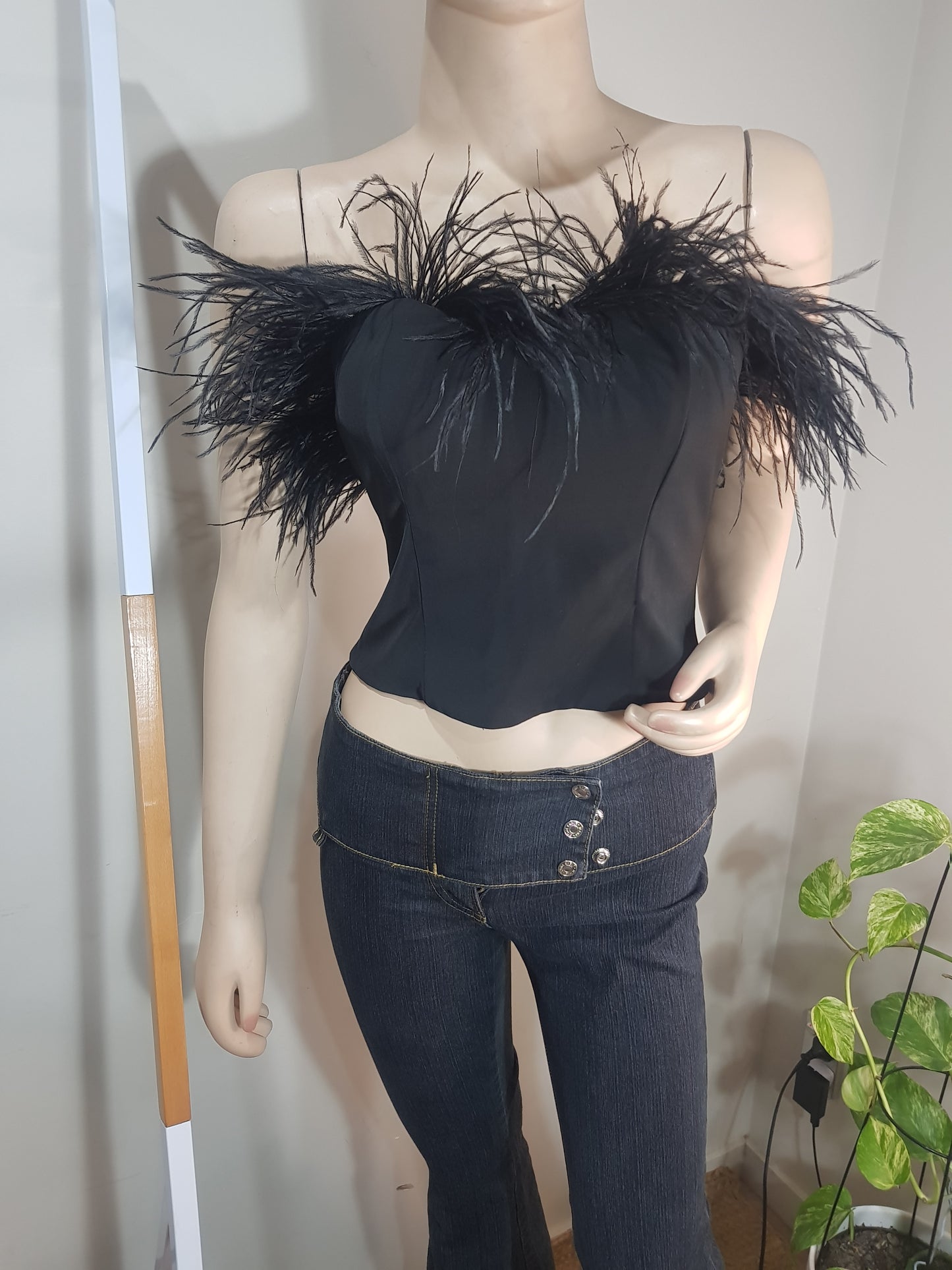 LPA Aida crop top - strapless feather top